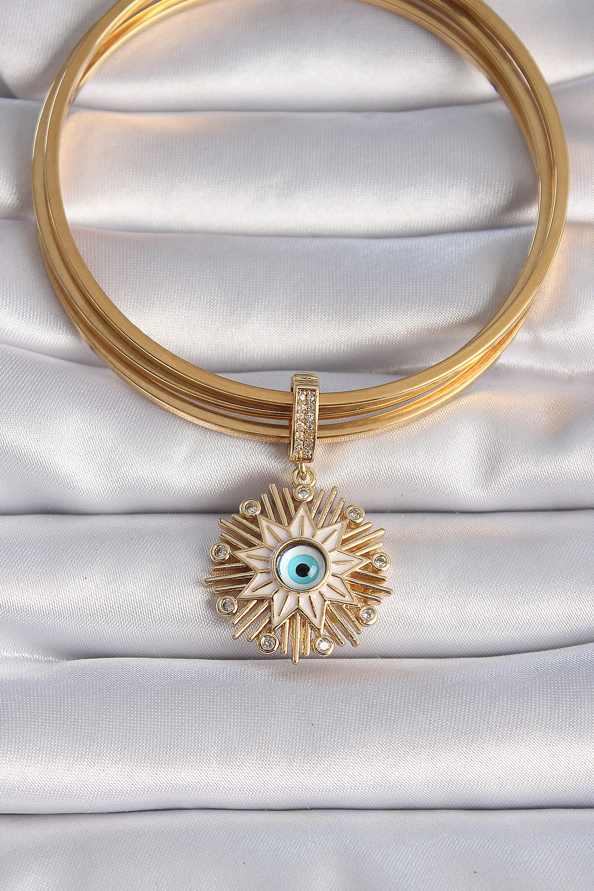 Pirinç Gold Renk Nazar Boncuklu Saçaklı Yıldız Figür Ajda Charm - Lisinya