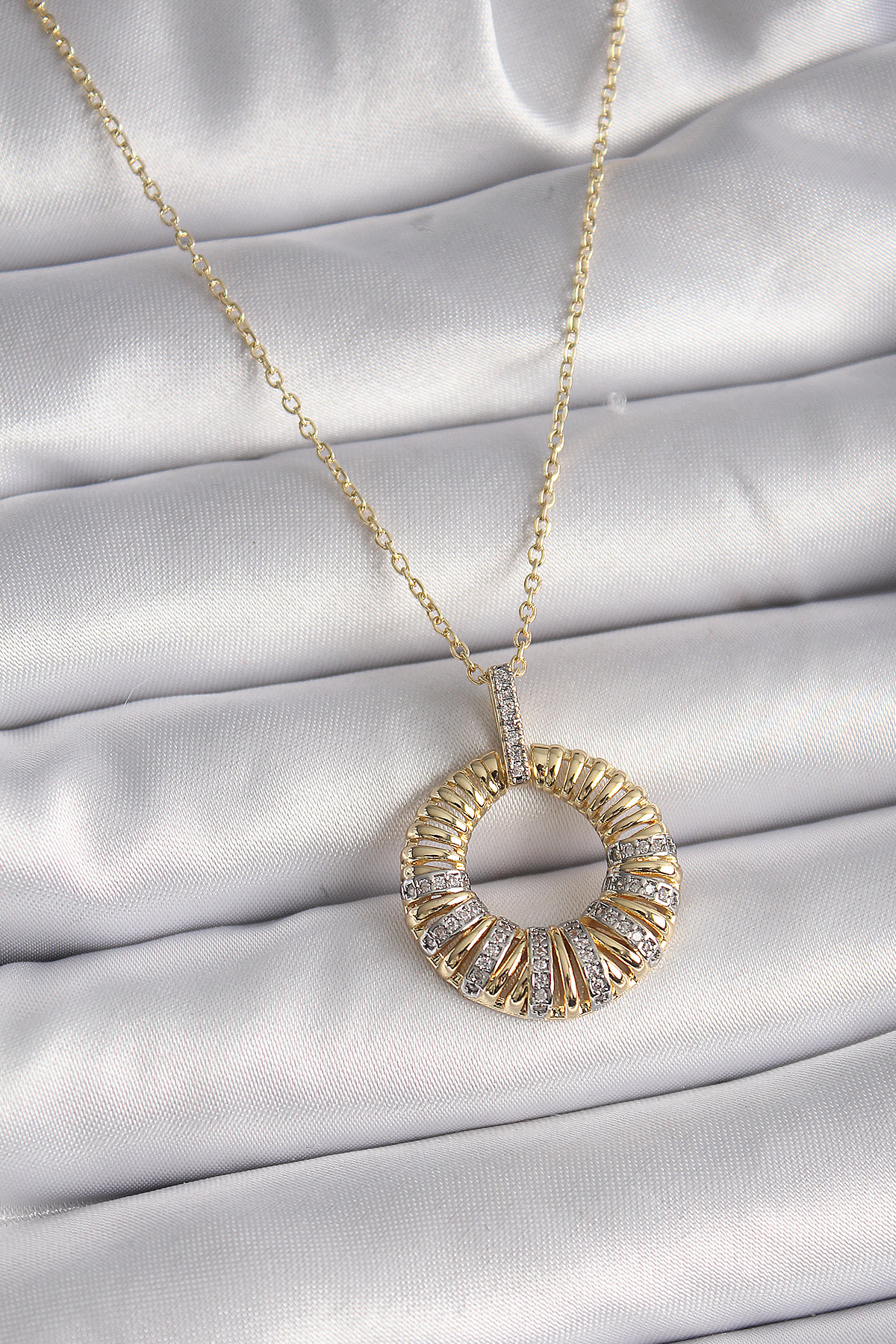 316L Çelik Gold Renk Zincir Gümüş Zirkon Taşlı Daire Model Kadın Kolye - Lisinya