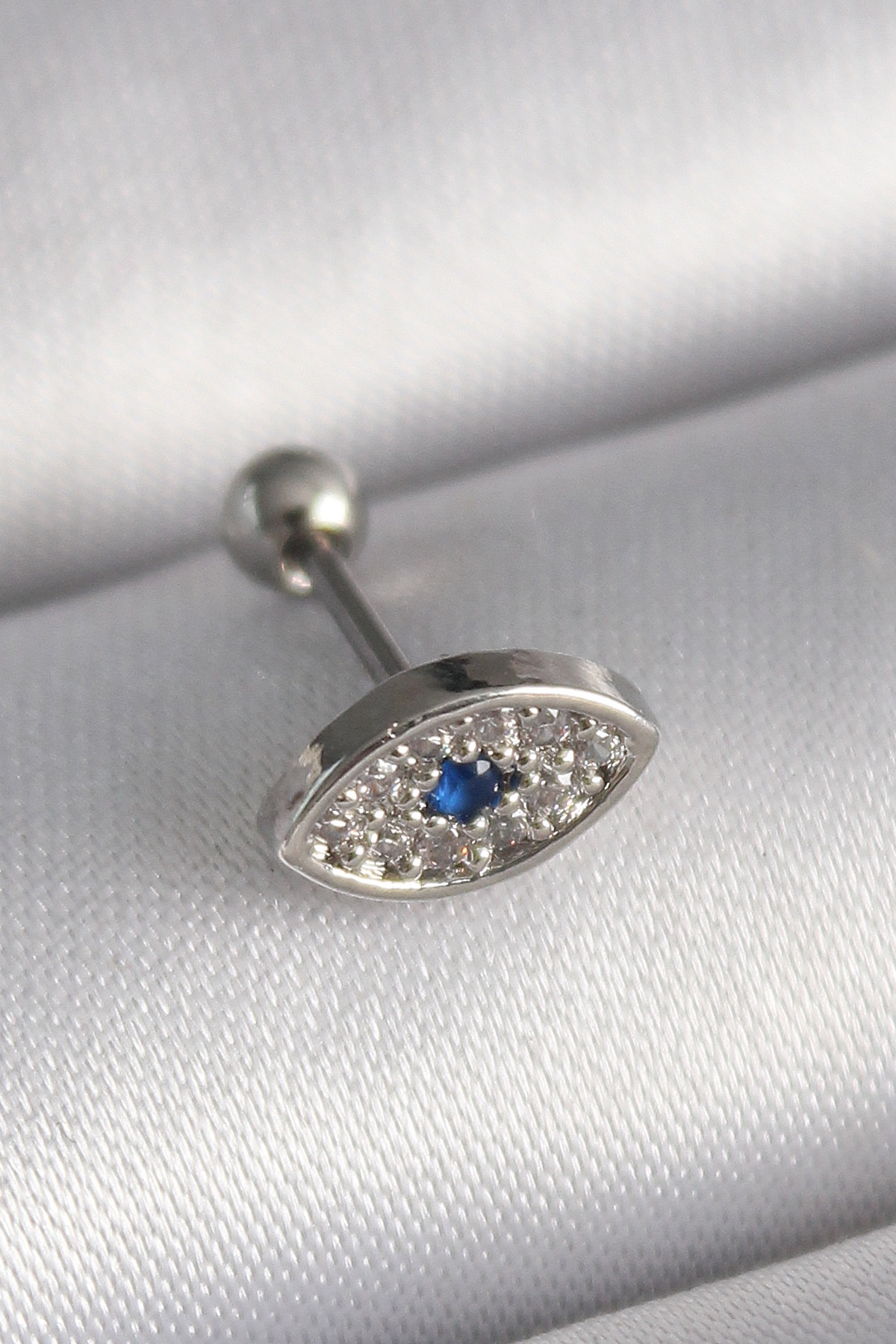 316L Çelik Gümüş Renk Zirkon Taşlı Göz Tragus Piercing - Lisinya 316L Çelik Gümüş Renk Zirkon Taşlı Göz Tragus Piercing - Lisinya