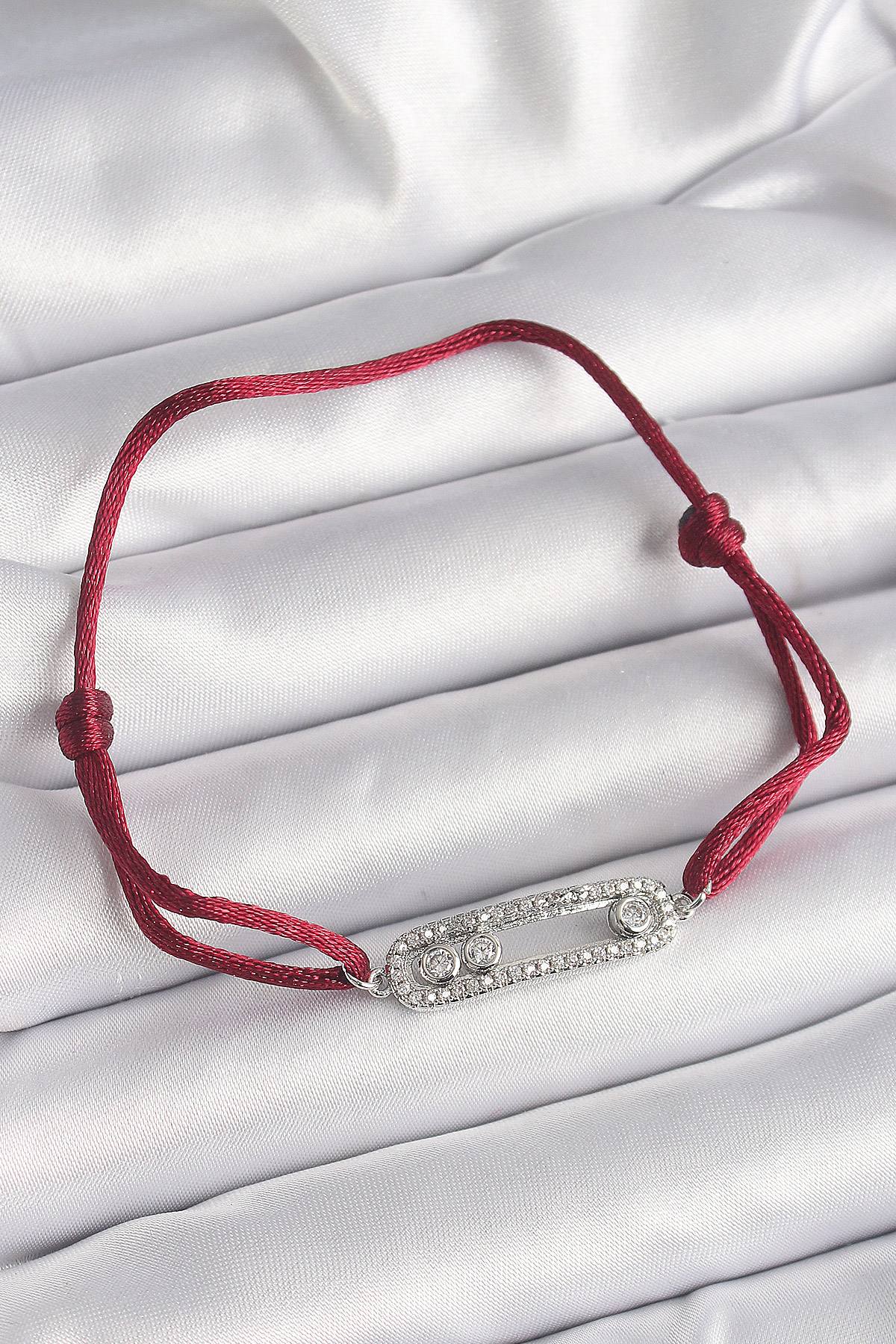Kırmızı İpli Asansörlü Zirkon Taşlı Gümüş Messika Model Kadın Bileklik - Lisinya