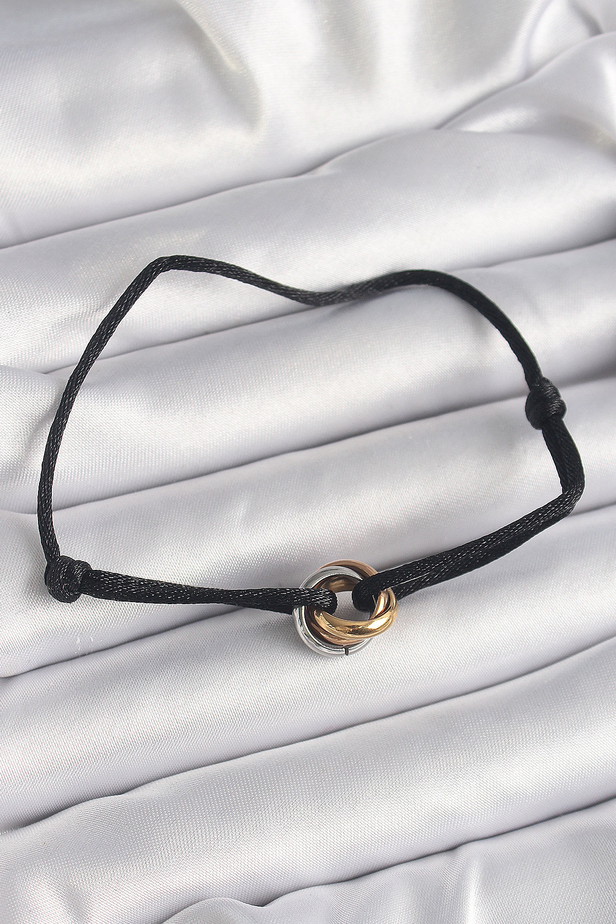 Siyah Renk İpli Asansörlü Mix Renk Çelik Halka Model Kadın Bileklik - Lisinya