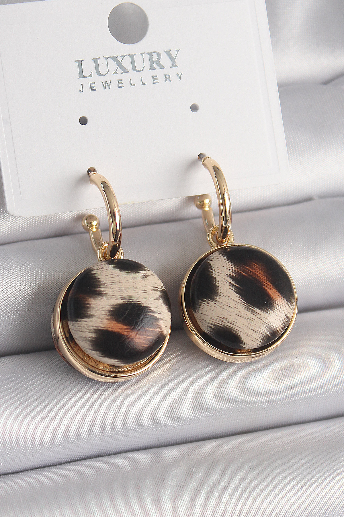 Pirinç Gold Renk Leopar Desenli Daire Model Kadın Küpe - Lisinya Pirinç Gold Renk Leopar Desenli Daire Model Kadın Küpe - Lisinya