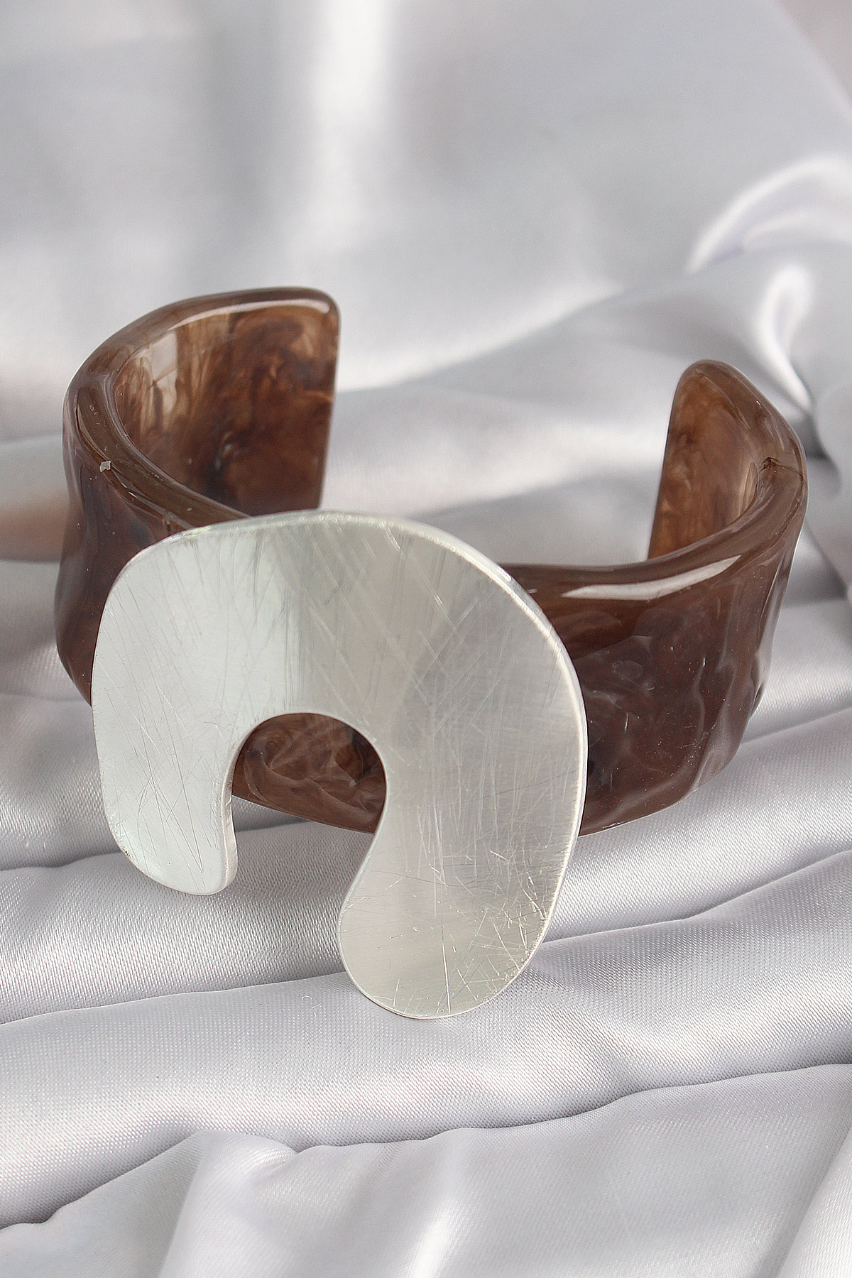 Kahverengi Mermer Desen Akrilik Plastik Gümüş Plaka Model Vintage Kadın Bilezik - Lisinya