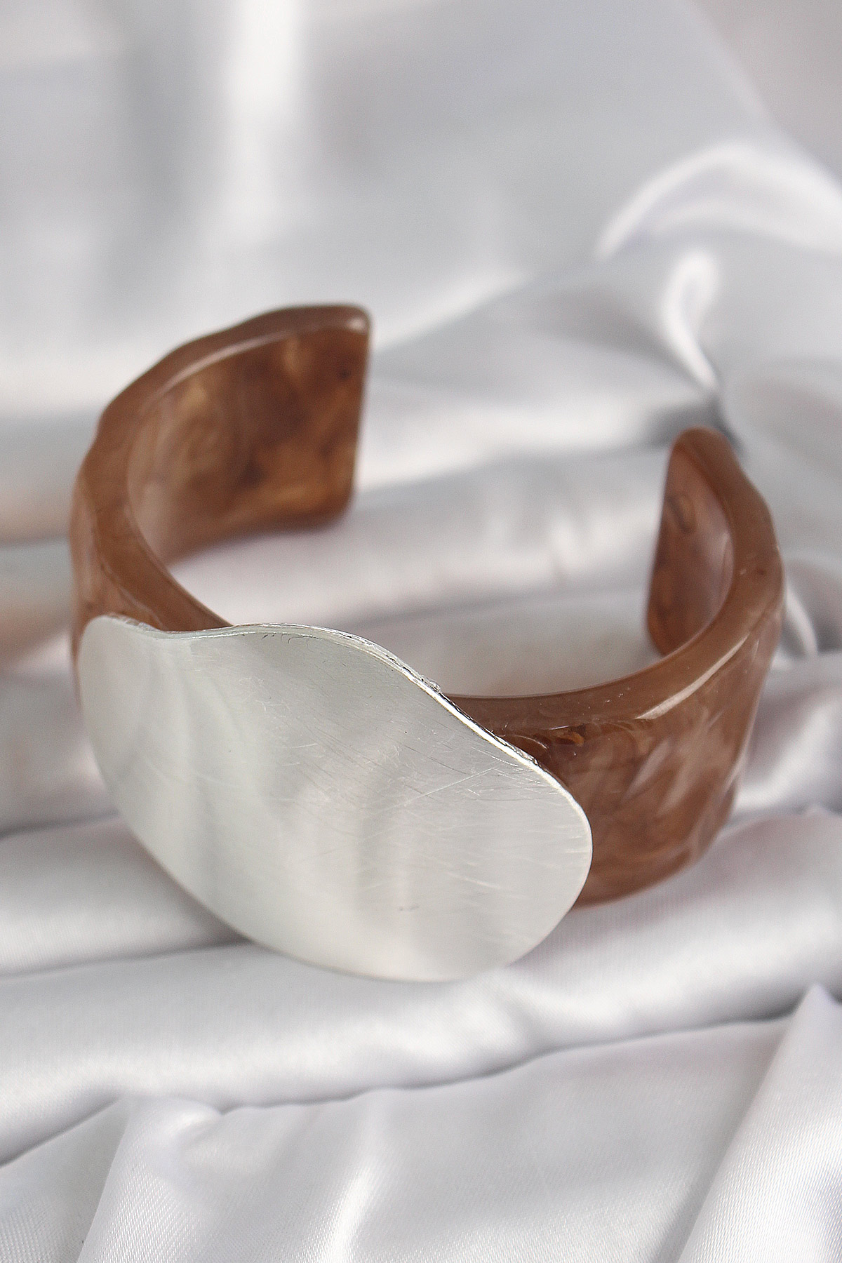 Kahverengi Mermer Desen Akrilik Plastik Gümüş Plaka Model Vintage Kadın Bilezik - Lisinya