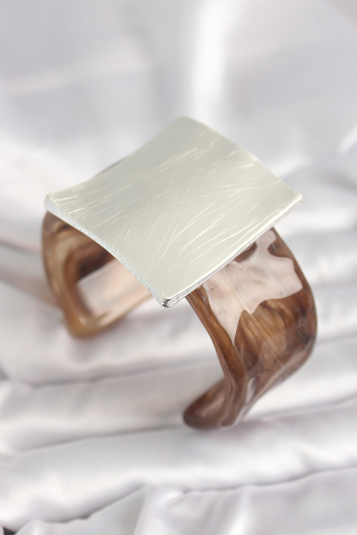 Kahverengi Mermer Desen Akrilik Plastik Gümüş Kare Plaka Model Vintage Kadın Bilezik - Lisinya