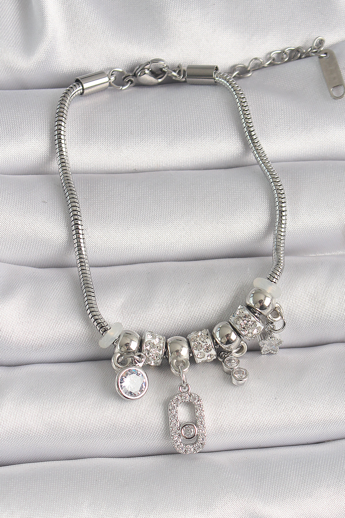 Pirinç Gümüş Renk Zincir Sallantı Zirkon Taşlı Messika Figür Yıldız Detay Kadın Bileklik - Lisinya