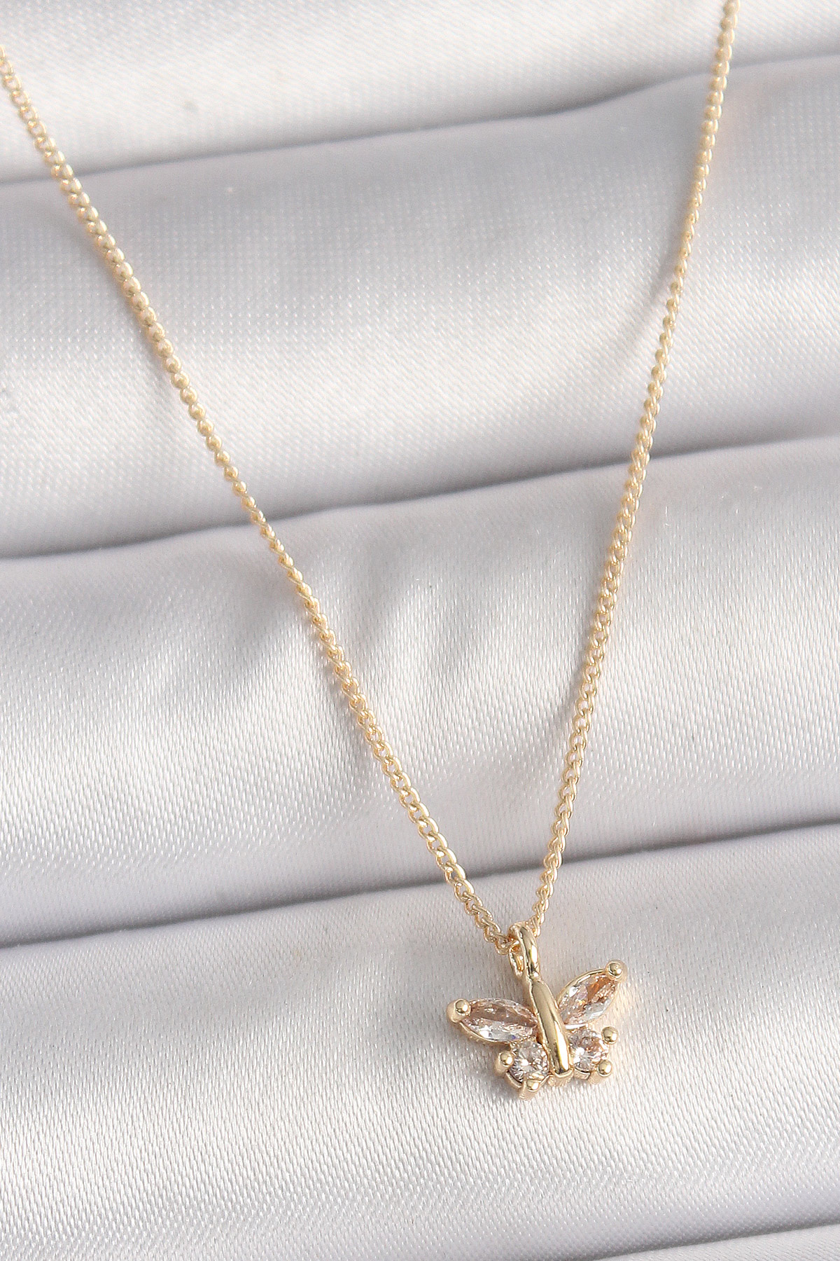 Pirinç Gold Renk Zirkon Taşlı Kelebek Model Kadın Kolye - Lisinya