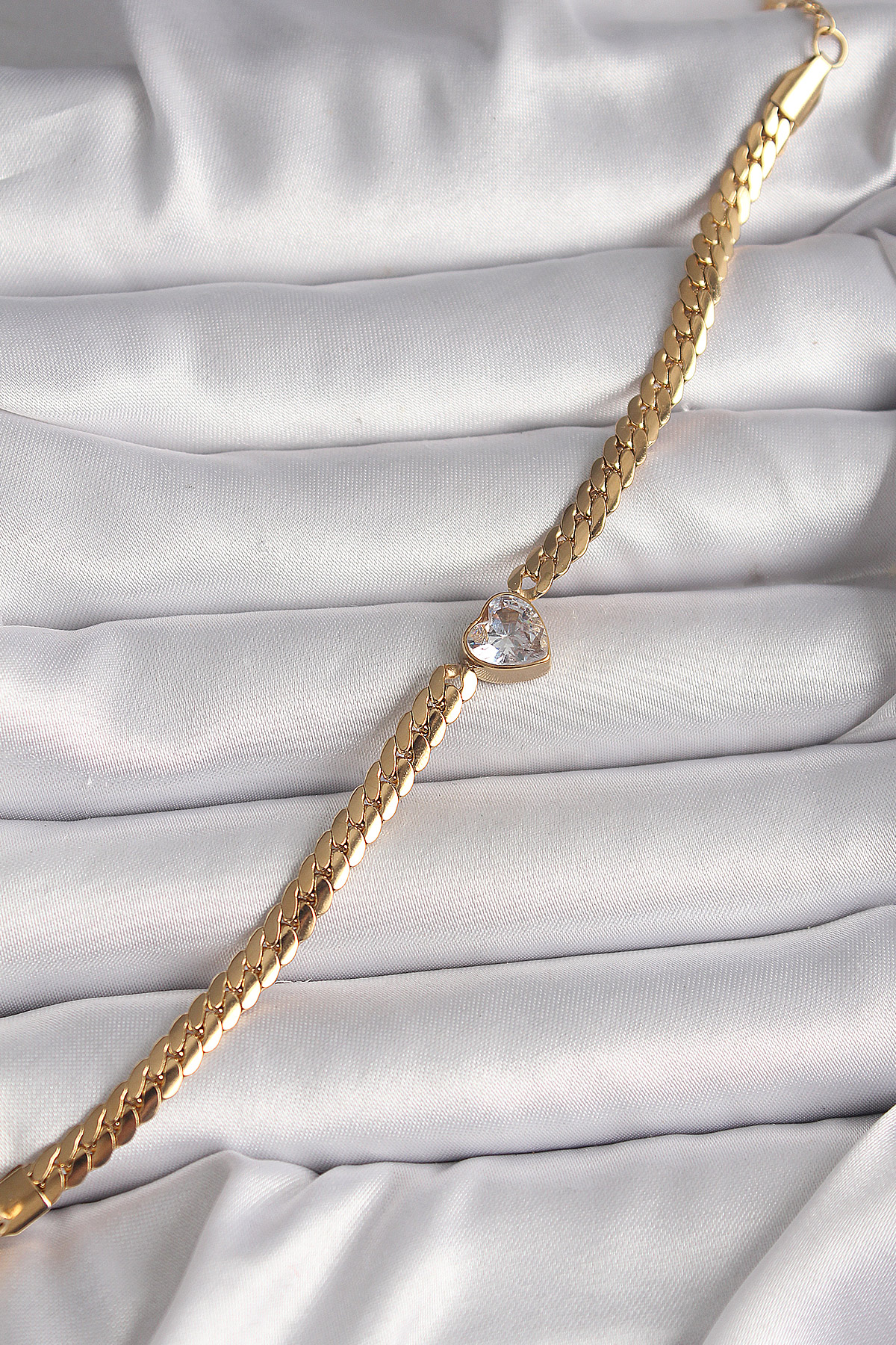 316L Çelik Gold Renk Yassı Zincir Model Zirkon Taşlı Kalp Figür Kadın Bileklik - Lisinya