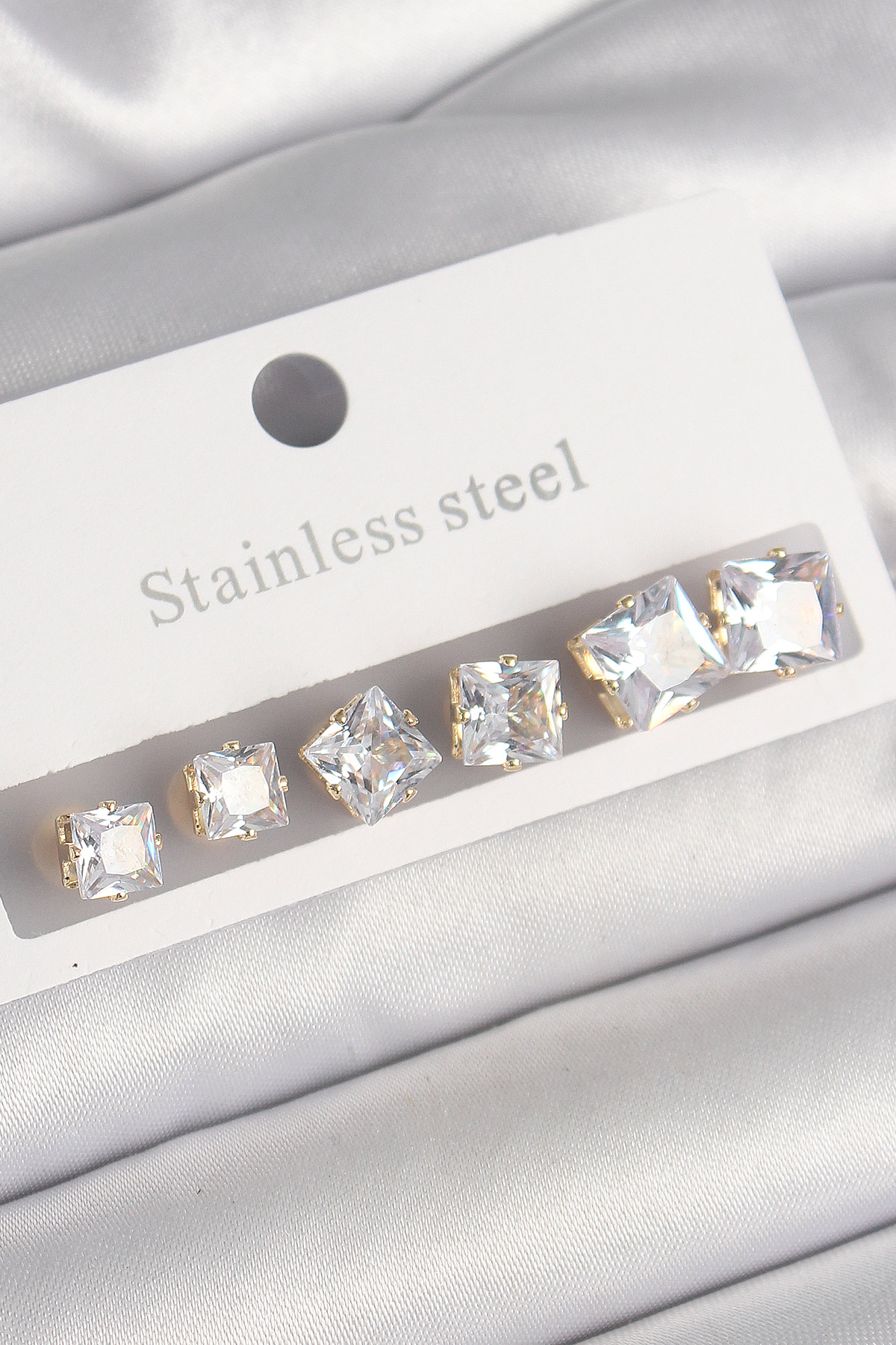 316L Çelik Gold Renk Kare Zirkon Taş Model Kadın Küpe Seti - Lisinya