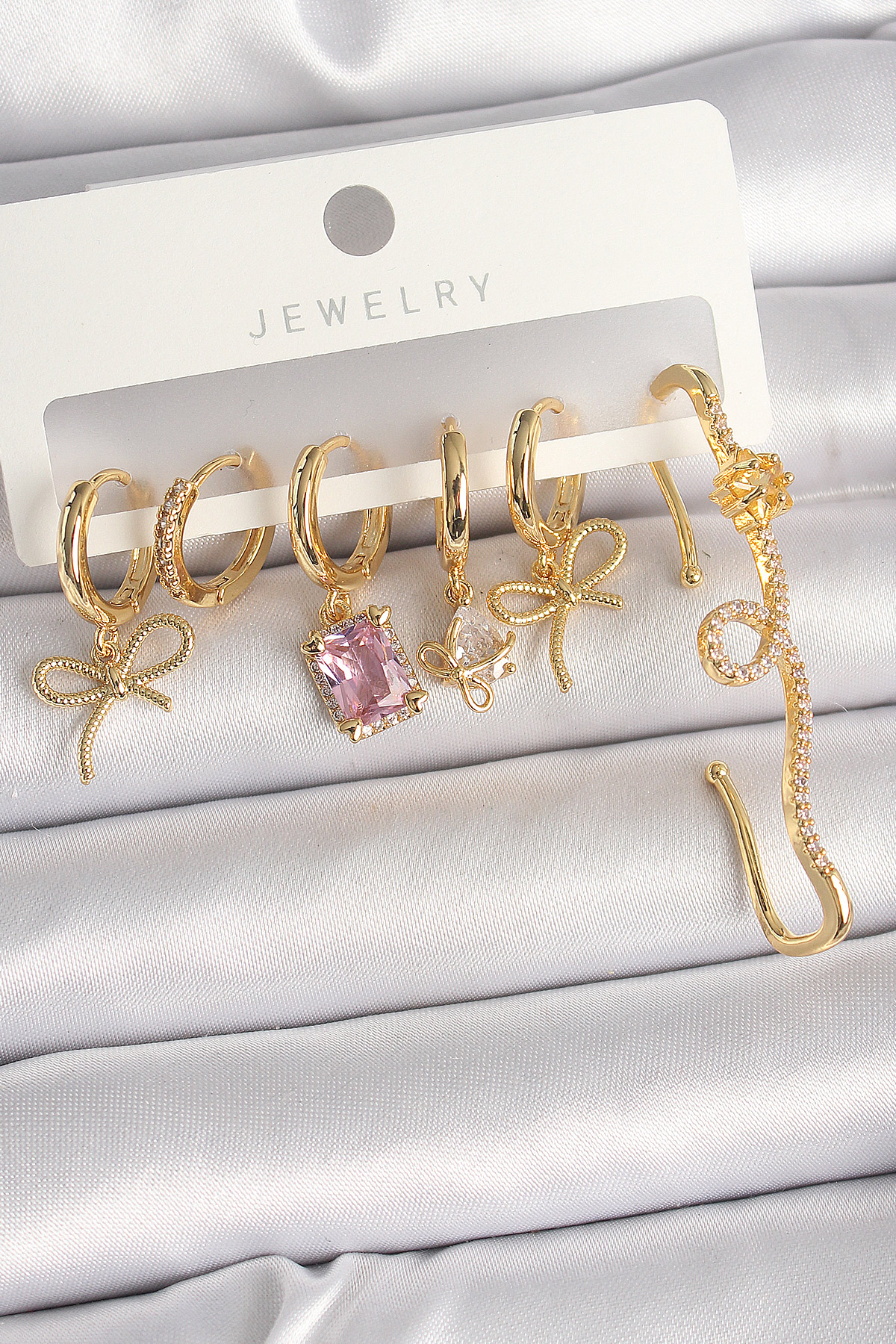 Pirinç Gold Renk Sallantı Kurdele Model Pembe Kare Zirkon Taşlı Kadın Küpe Seti - Lisinya Pirinç Gold Renk Sallantı Kurdele Model Pembe Kare Zirkon Taşlı Kadın Küpe Seti - Lisinya