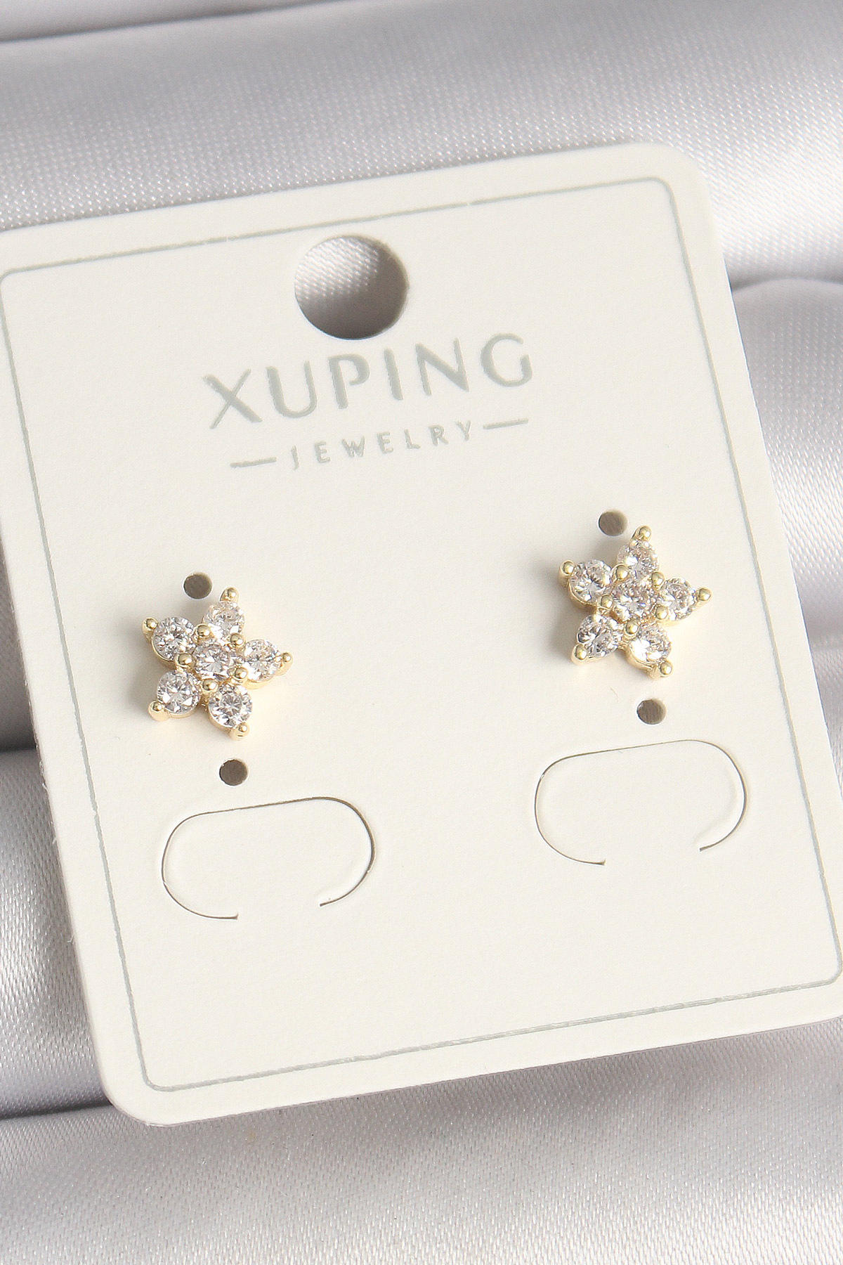Pirinç Gold Renk Zirkon Taşlı Çiçek Model Xuping Kadın Küpe - Lisinya Pirinç Gold Renk Zirkon Taşlı Çiçek Model Xuping Kadın Küpe - Lisinya