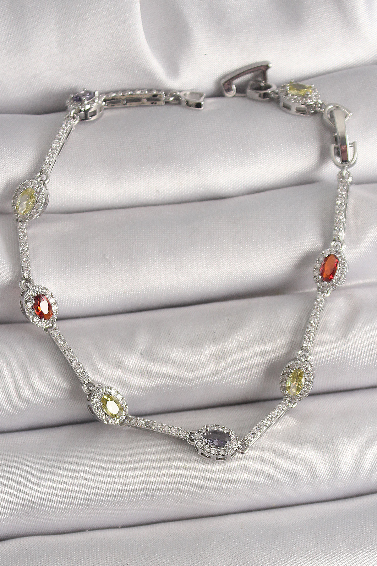 Pirinç Gümüş Renk Renkli Zirkon Taşlı Damla Taş Model Kadın Bileklik - Lisinya