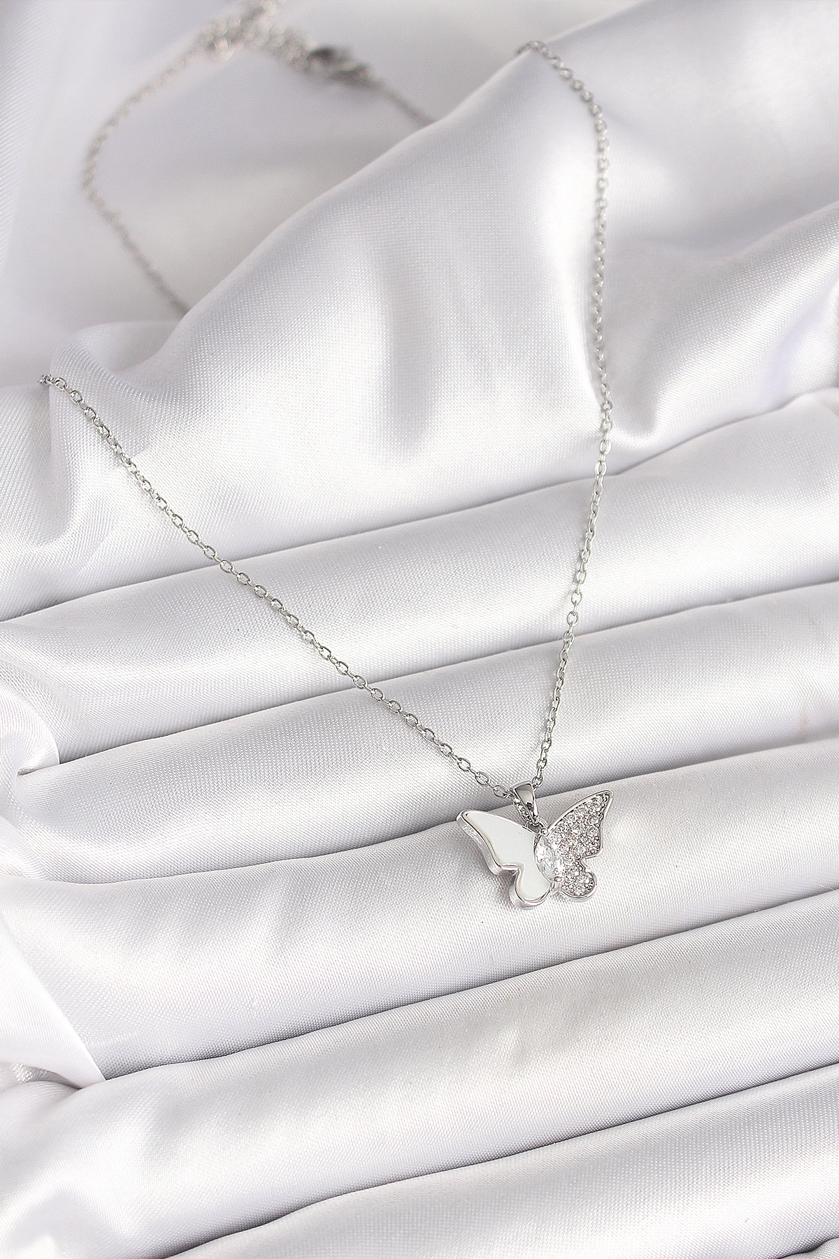 316L Çelik Gümüş Renk Zincir Zirkon Taşlı Beyaz Mineli Kelebek Model Kadın Kolye - Lisinya
