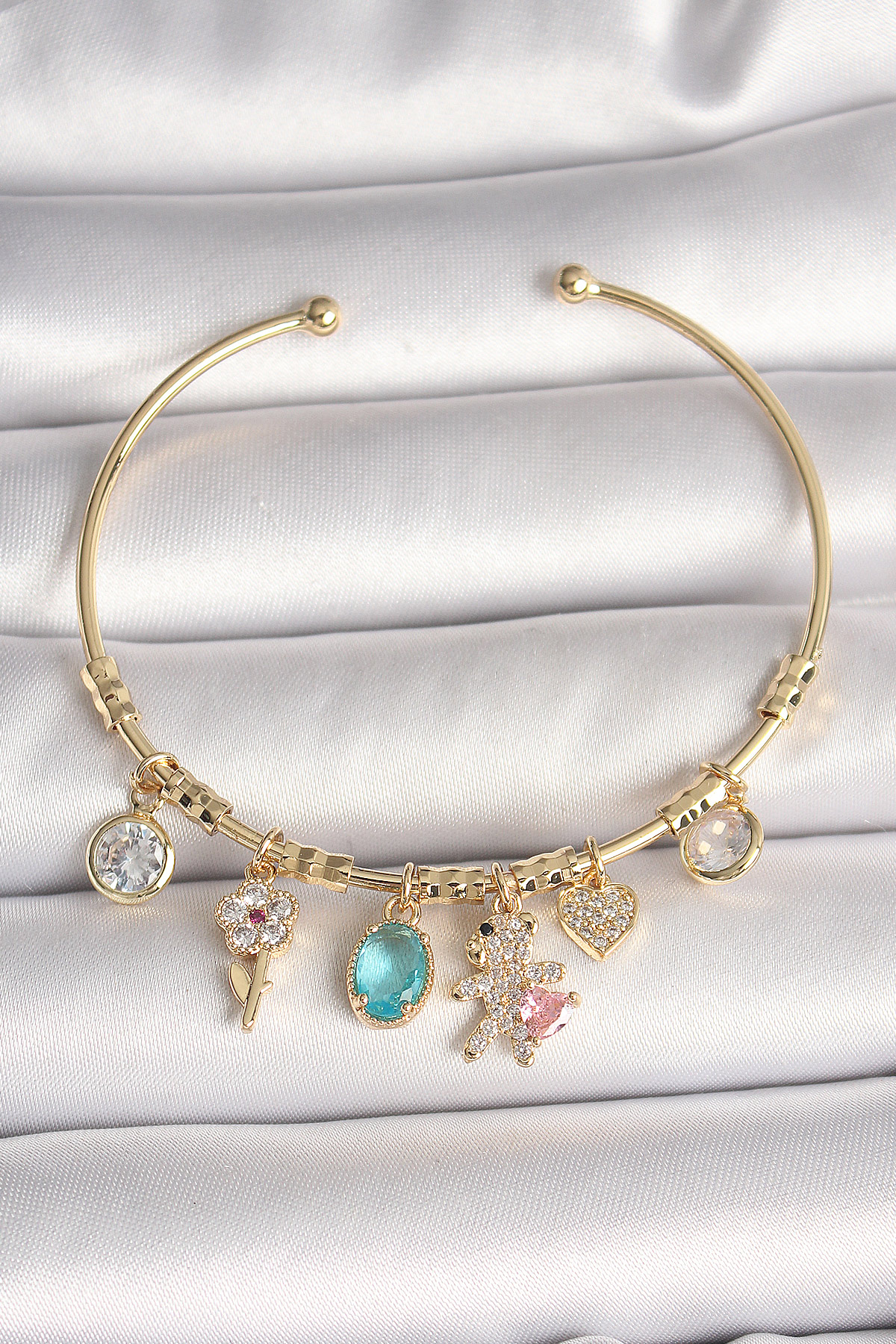 Pirinç Gold Renk Sallantı Zirkon Taşlı AYıcık Figür Kalp Detay Charm Kadın Bileklik - Lisinya