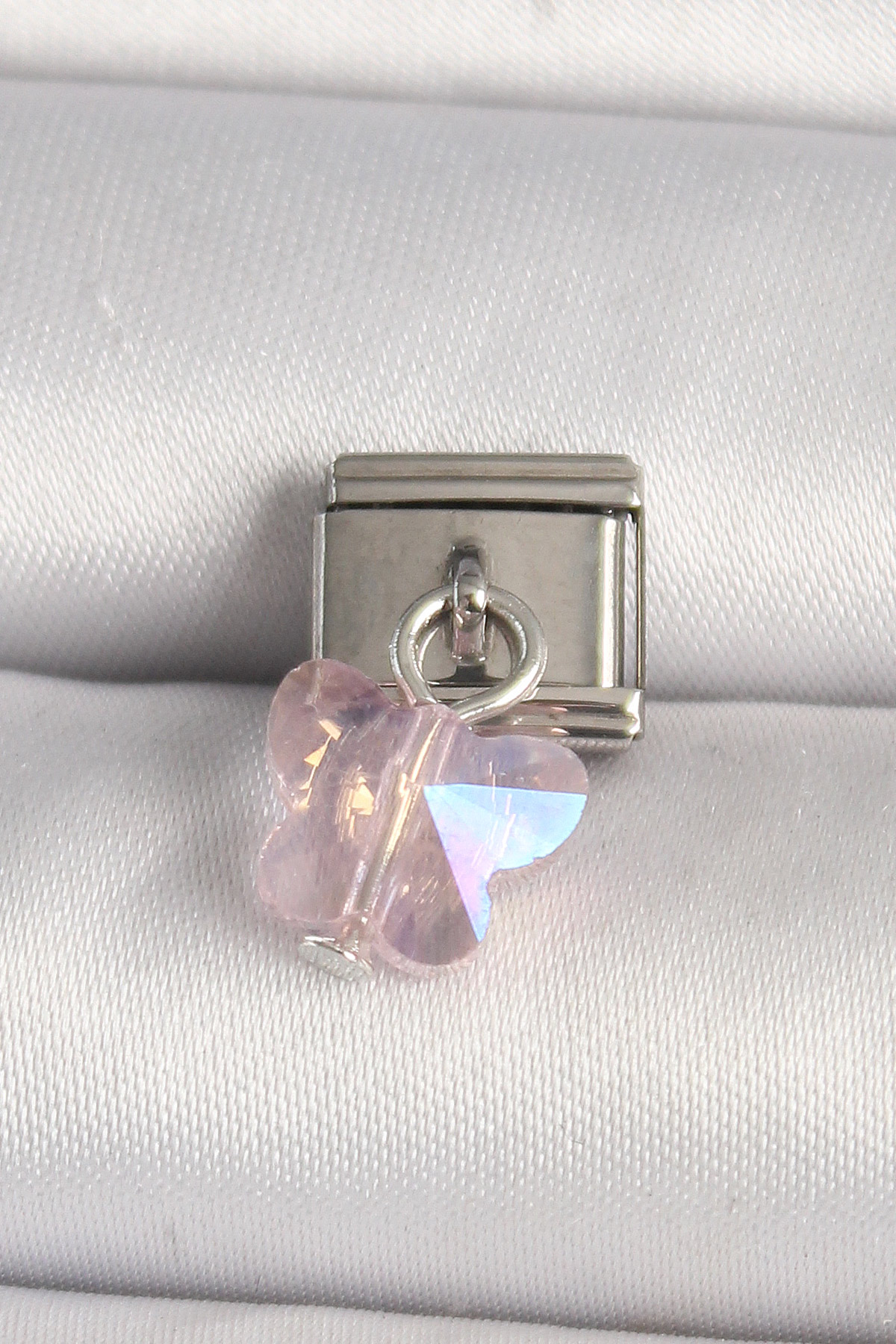 316L Çelik Gümüş Renk Pembe Zirkon Taşlı Kelebek Model Nomination Charm - Lisinya