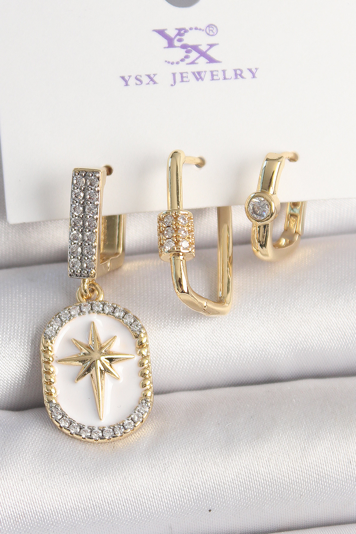 Pirinç Gold Renk Sallantı Zirkon Taş İşlmeli Yıldız Portre Model 3'Lü Kadın Kombin Küpe - Lisinya Pirinç Gold Renk Sallantı Zirkon Taş İşlmeli Yıldız Portre Model 3'Lü Kadın Kombin Küpe - Lisinya