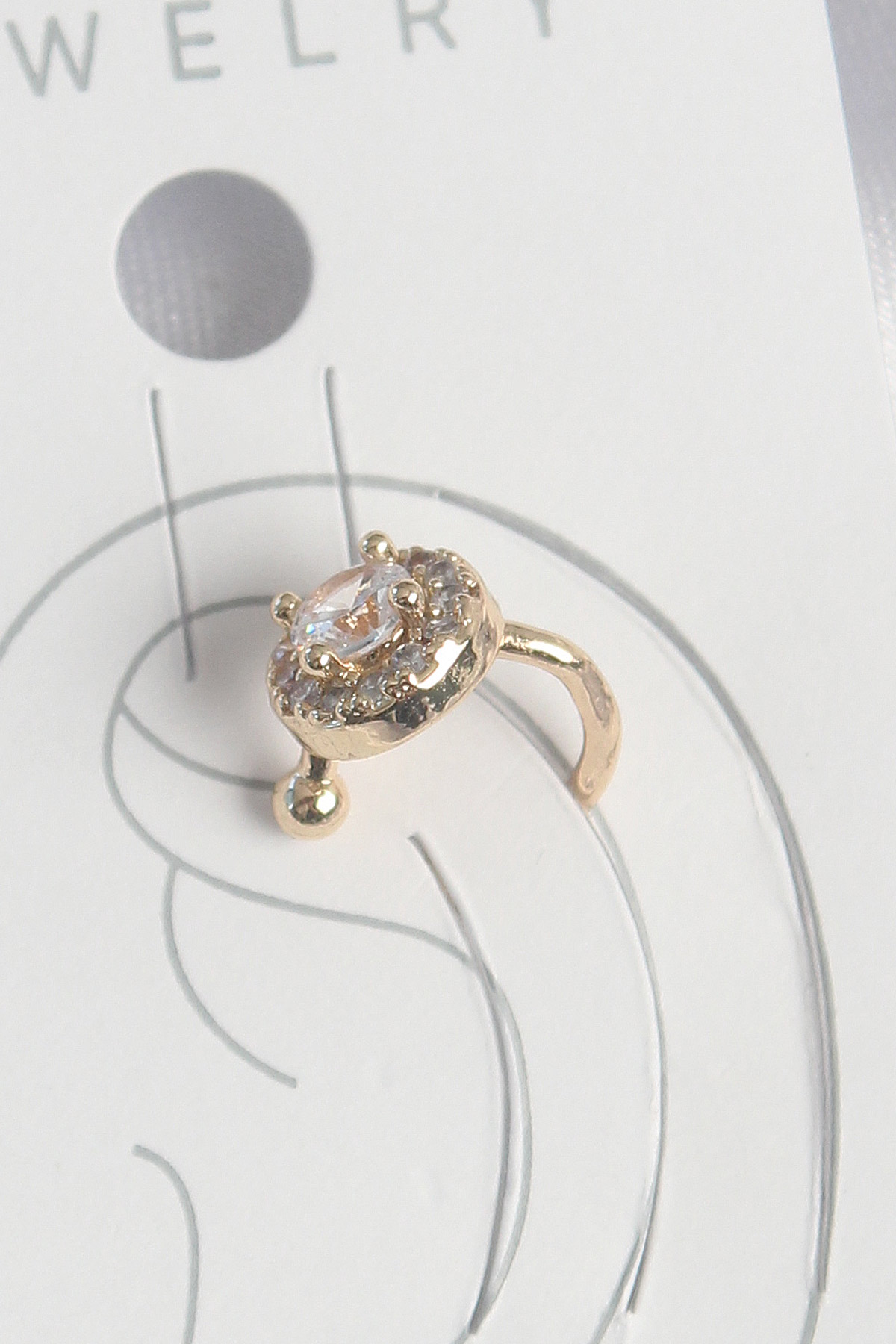 Pirinç Gold Renk Zirkon Taşlı Kadın Kıkırdak Küpe - Lisinya Pirinç Gold Renk Zirkon Taşlı Kadın Kıkırdak Küpe - Lisinya
