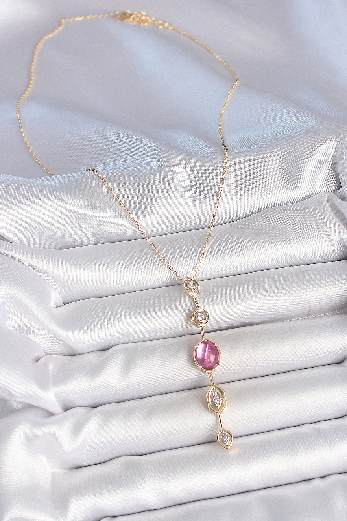 Pirinç Zincir Gold Renk Pembe Zirkon Taşlı Y Kolye - Lisinya