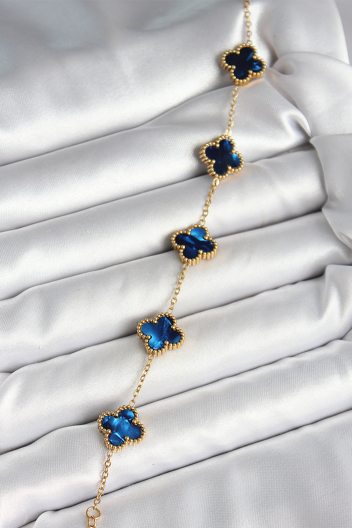 316L Çelik Sedefli Lacivert Gold Renk Yonca Kadın Bileklik - Lisinya