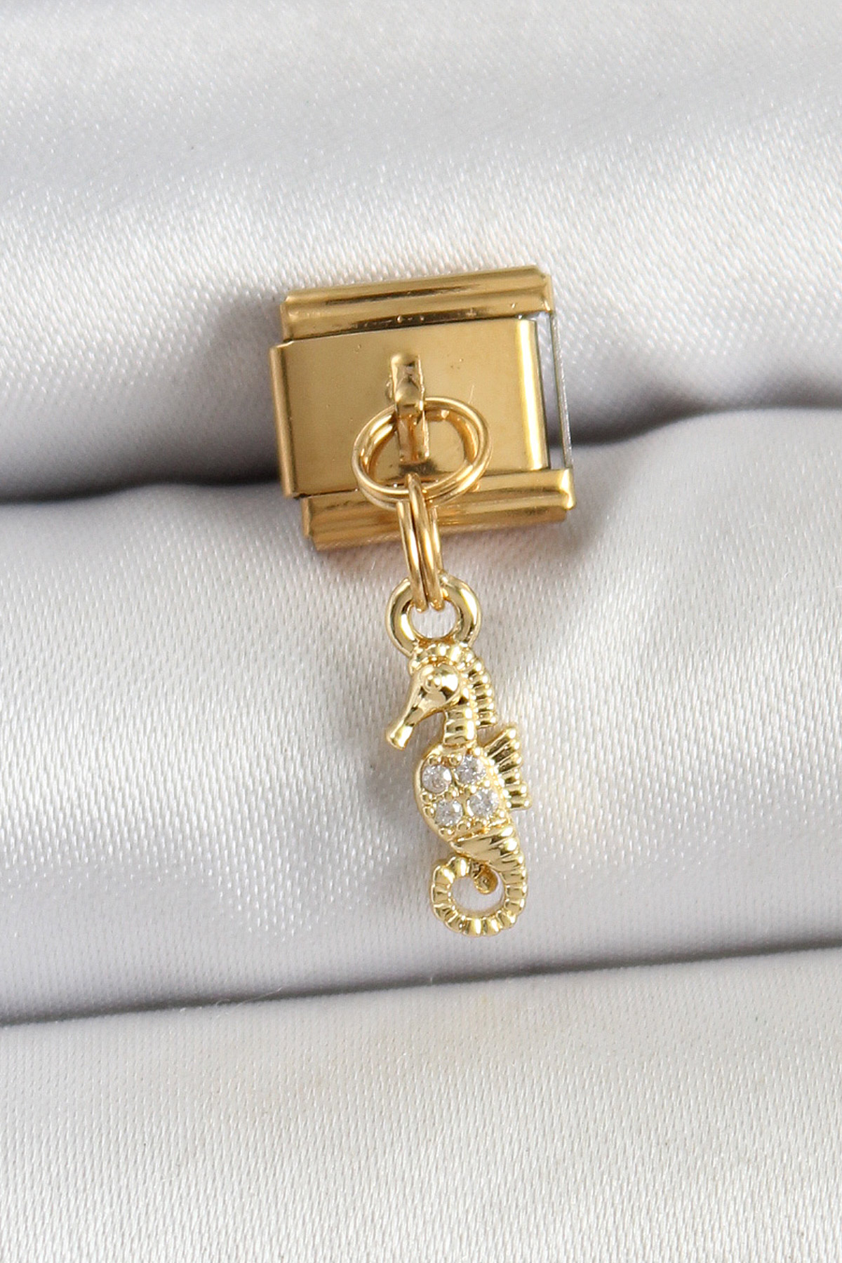 316L Çelik Sallantılı Zirkon Taşlı Çiçek Model Gold Renk Nomination Charm - Lisinya