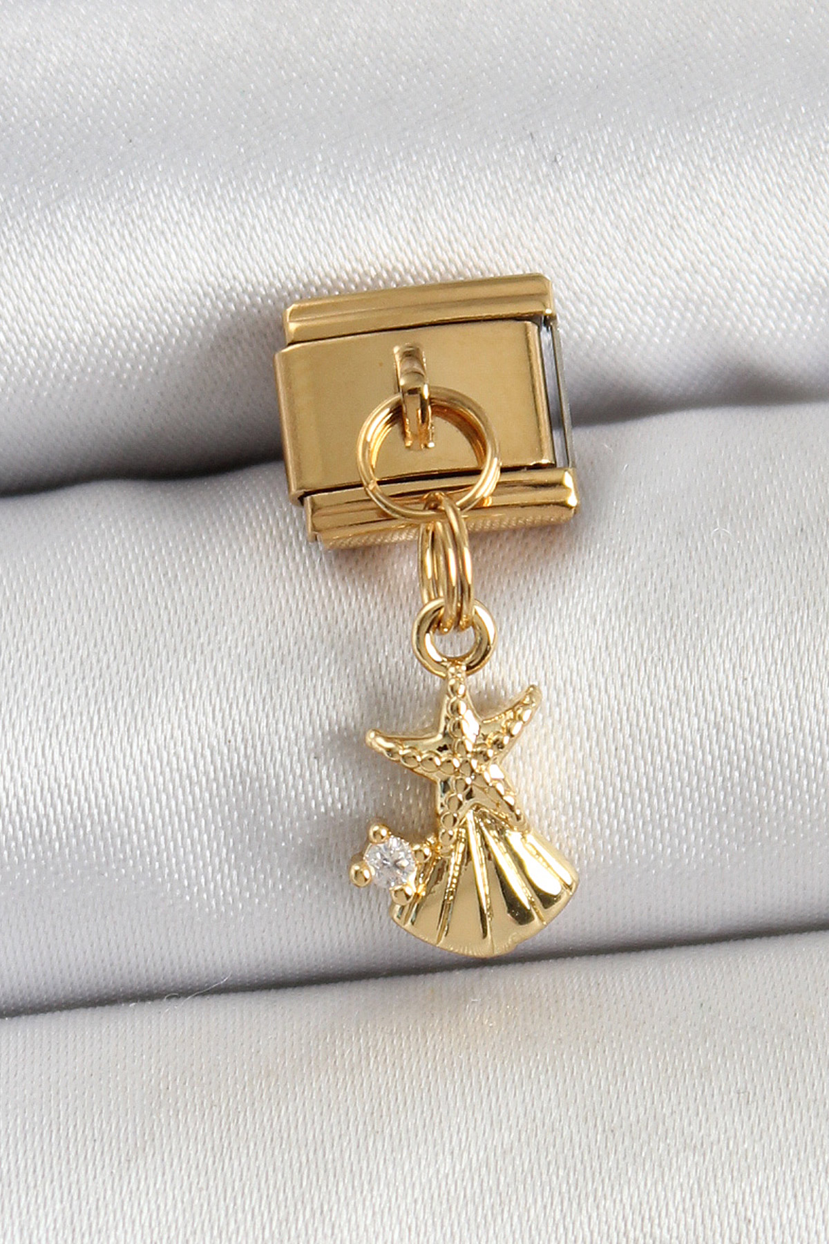 316L Çelik Sallantılı Zirkon Taşlı Deniz Yıldızı Ve İstiridye Model Gold Renk Nomination Charm - Lisinya