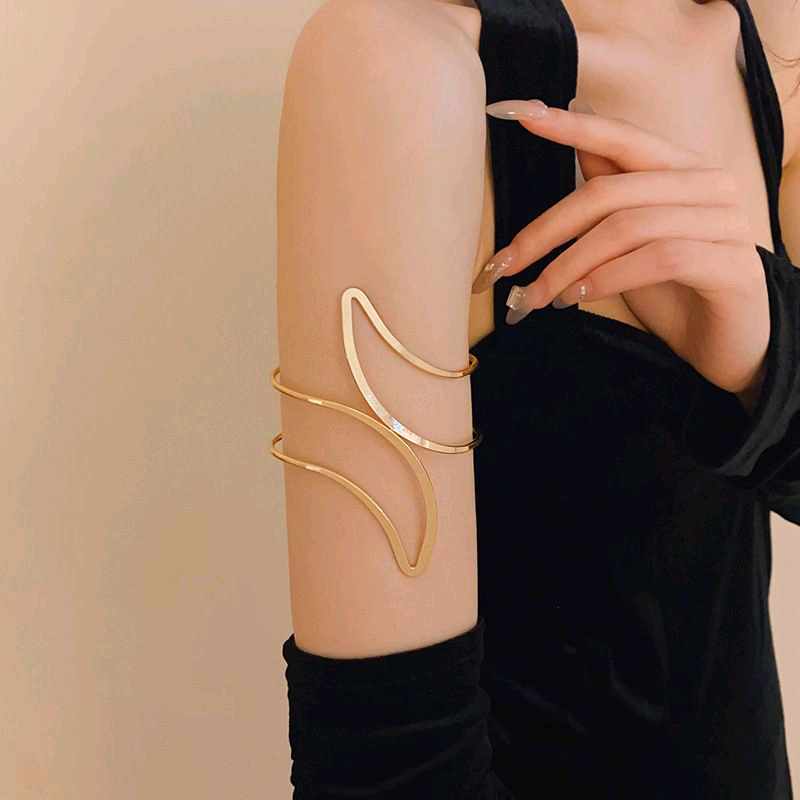 Pirinç Soyut Alev Desenli Gold Renk Kadın Pazu Bileklik - Lisinya