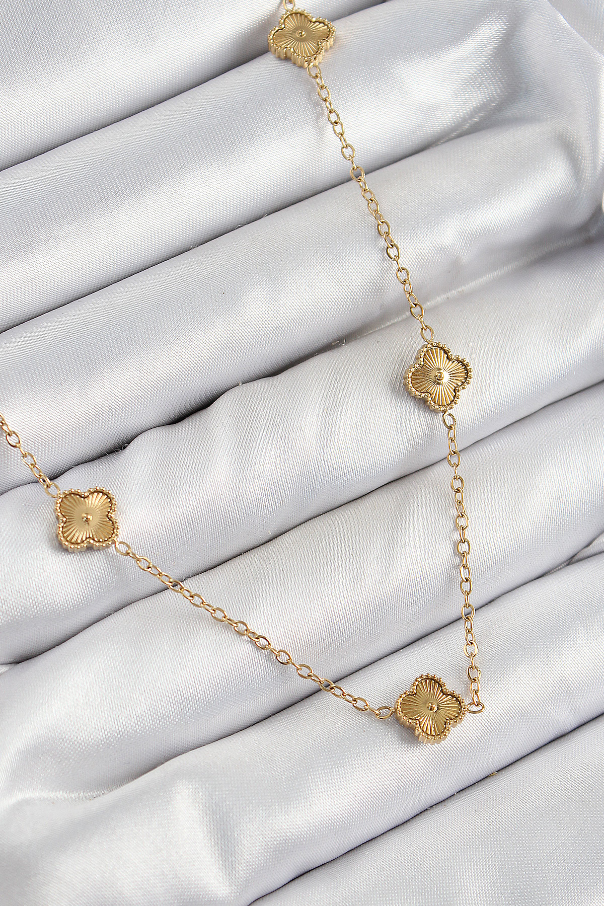 316L Çelik Yonca Model Gold Renk Kadın Kolye - Lisinya 316L Çelik Yonca Model Gold Renk Kadın Kolye - Lisinya