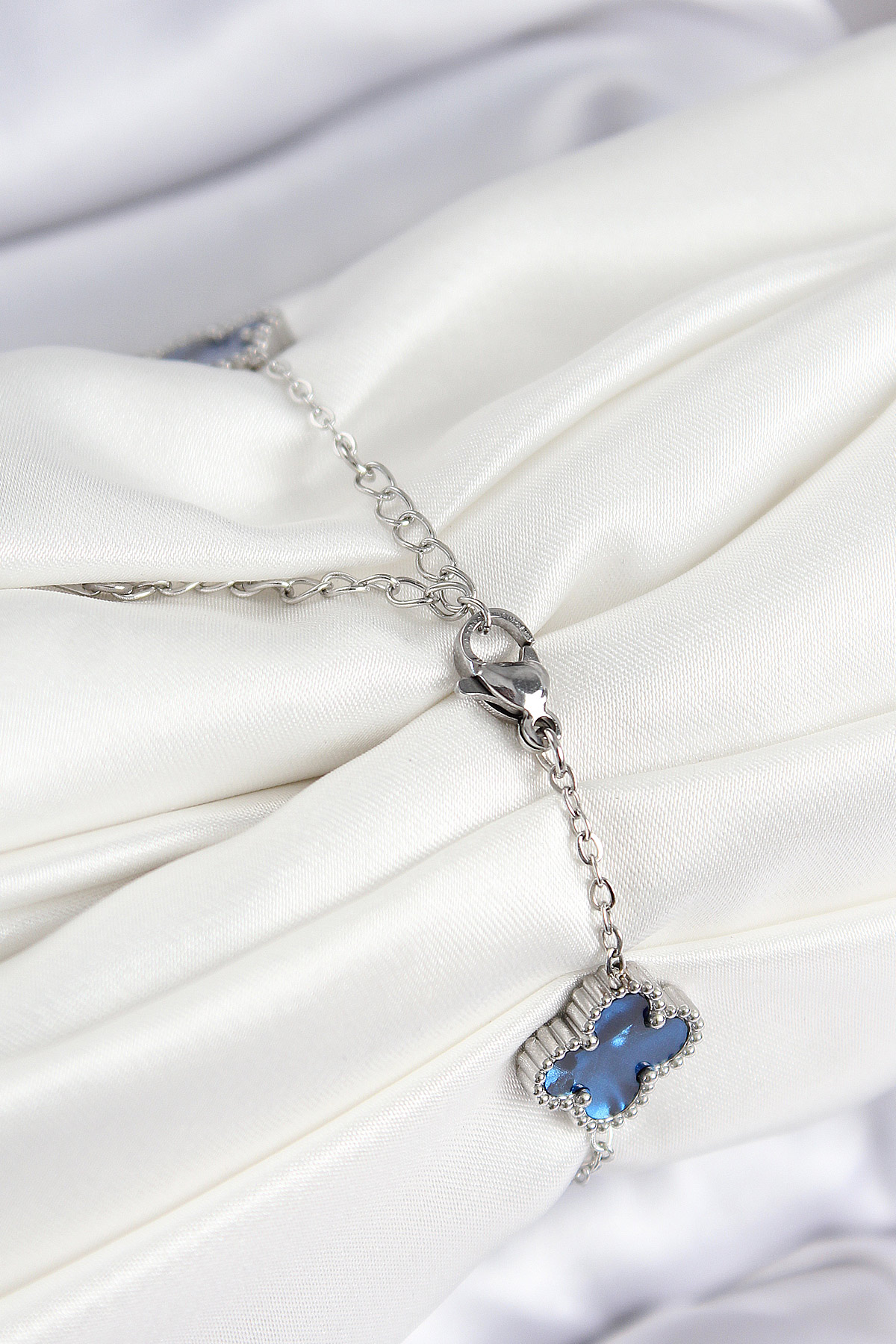 316L Çelik Sedefli Lacivert Gümüş Renk Yonca Kadın Bileklik - Lisinya