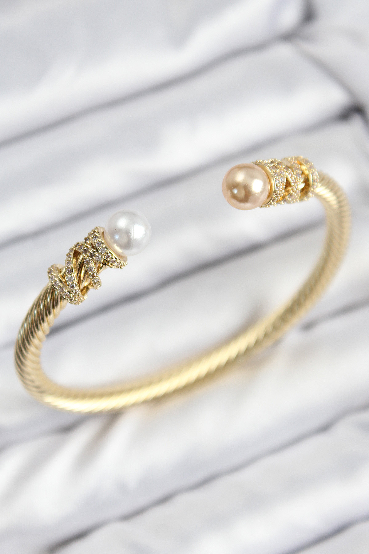 316L Çelik Zirkon Taşlı İnci Model Gold Renk Kadın Bileklik - Lisinya