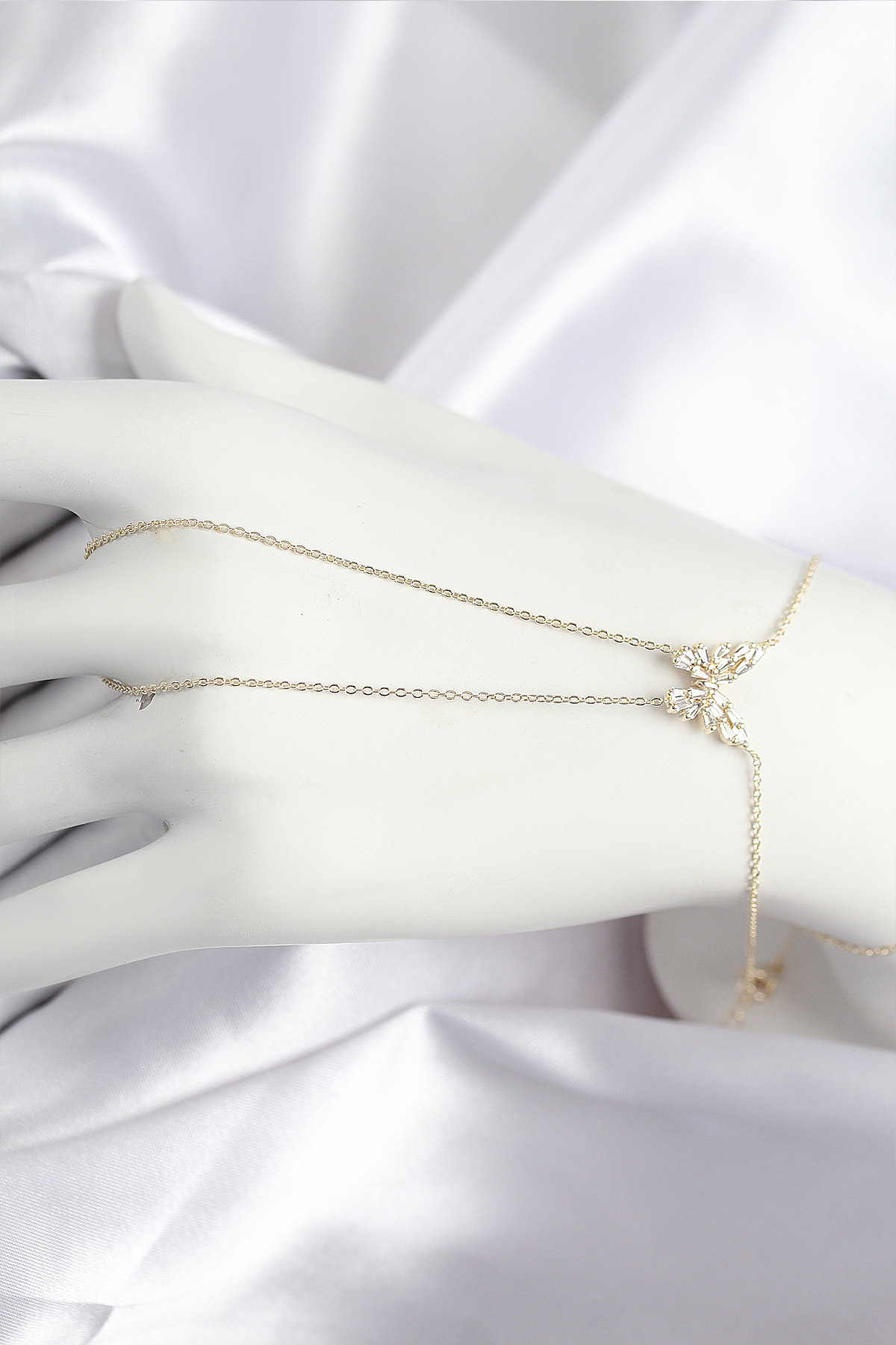 Pirinç Zirkon Taşlı Kelebek Model Gold Renk Şahmeran - Lisinya