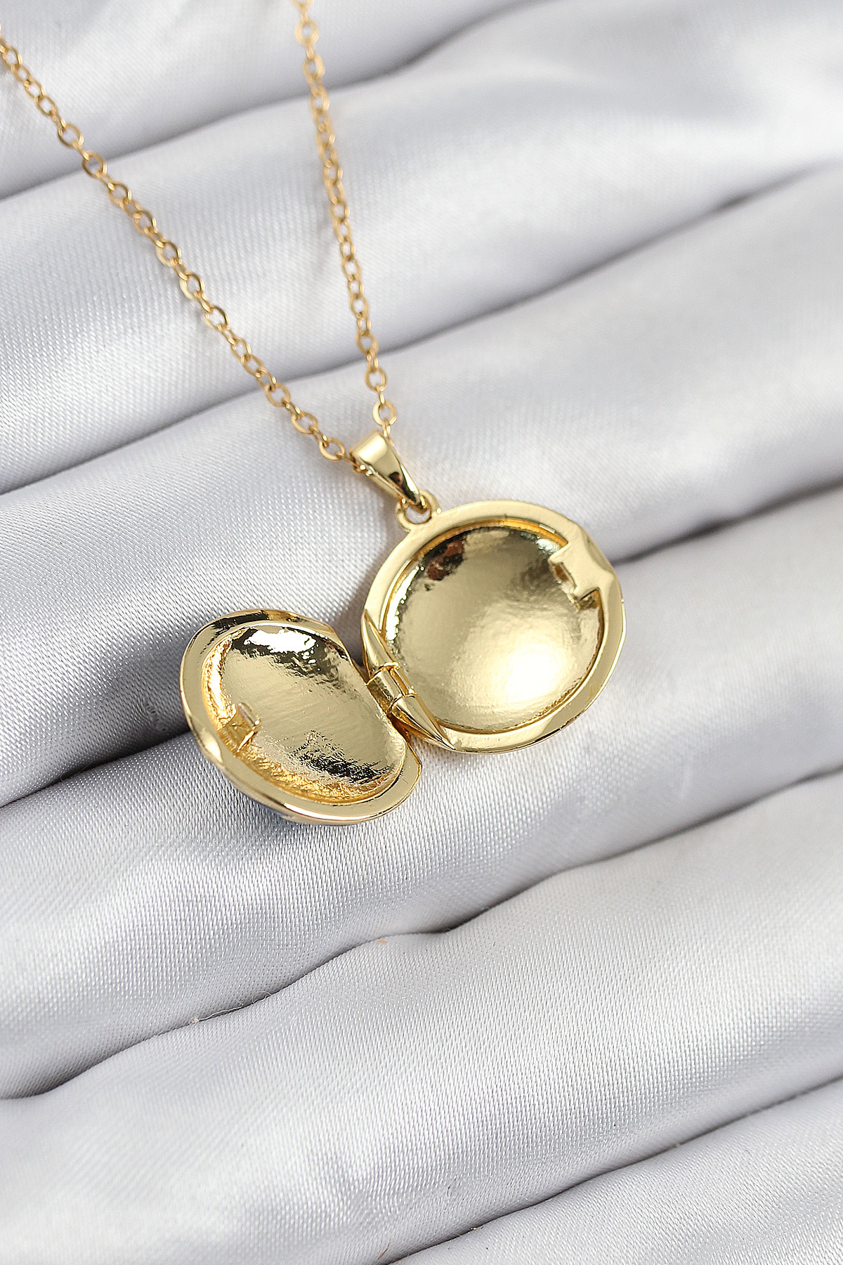 316L Çelik Açılabilr Kapaklı Deniz Model Gold Renk Kadın Kolye - Lisinya 316L Çelik Açılabilr Kapaklı Deniz Model Gold Renk Kadın Kolye - Lisinya