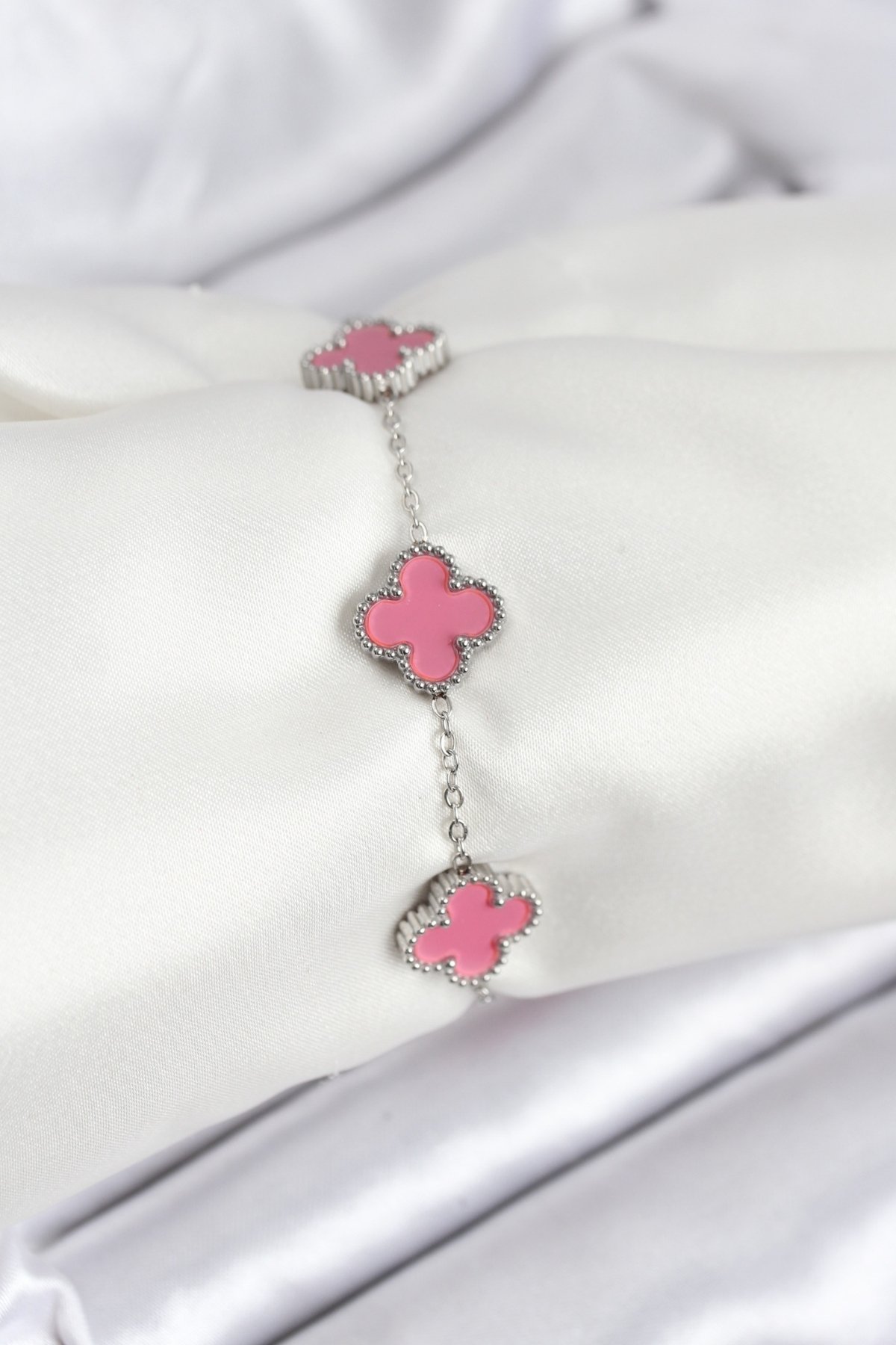 316L Çelik Gümüş Zincir Pembe Renk Yonca Bileklik - Lisinya