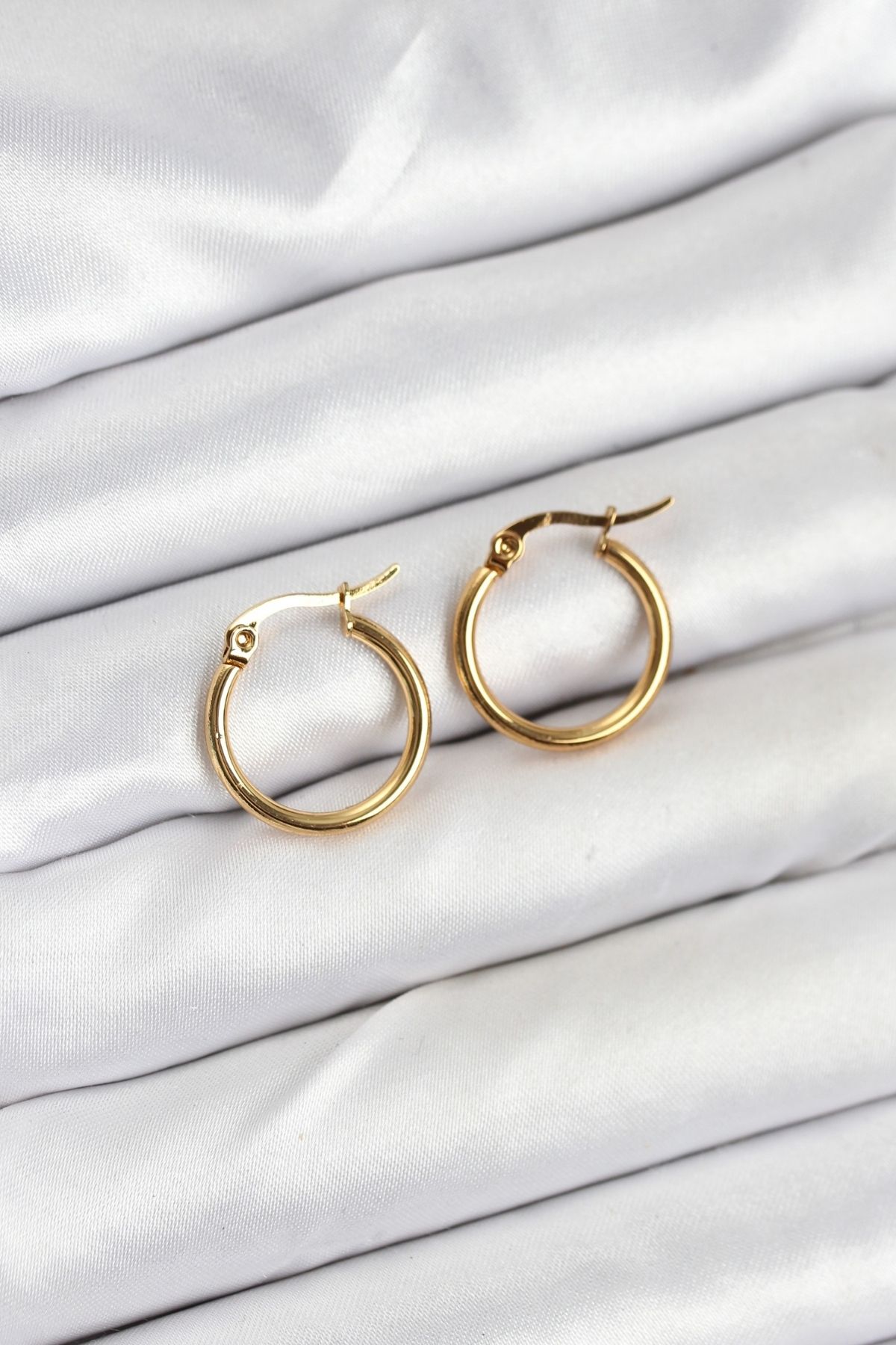 316L Çelik Gold Renk 15 mm Halka Kadın Küpe - Lisinya