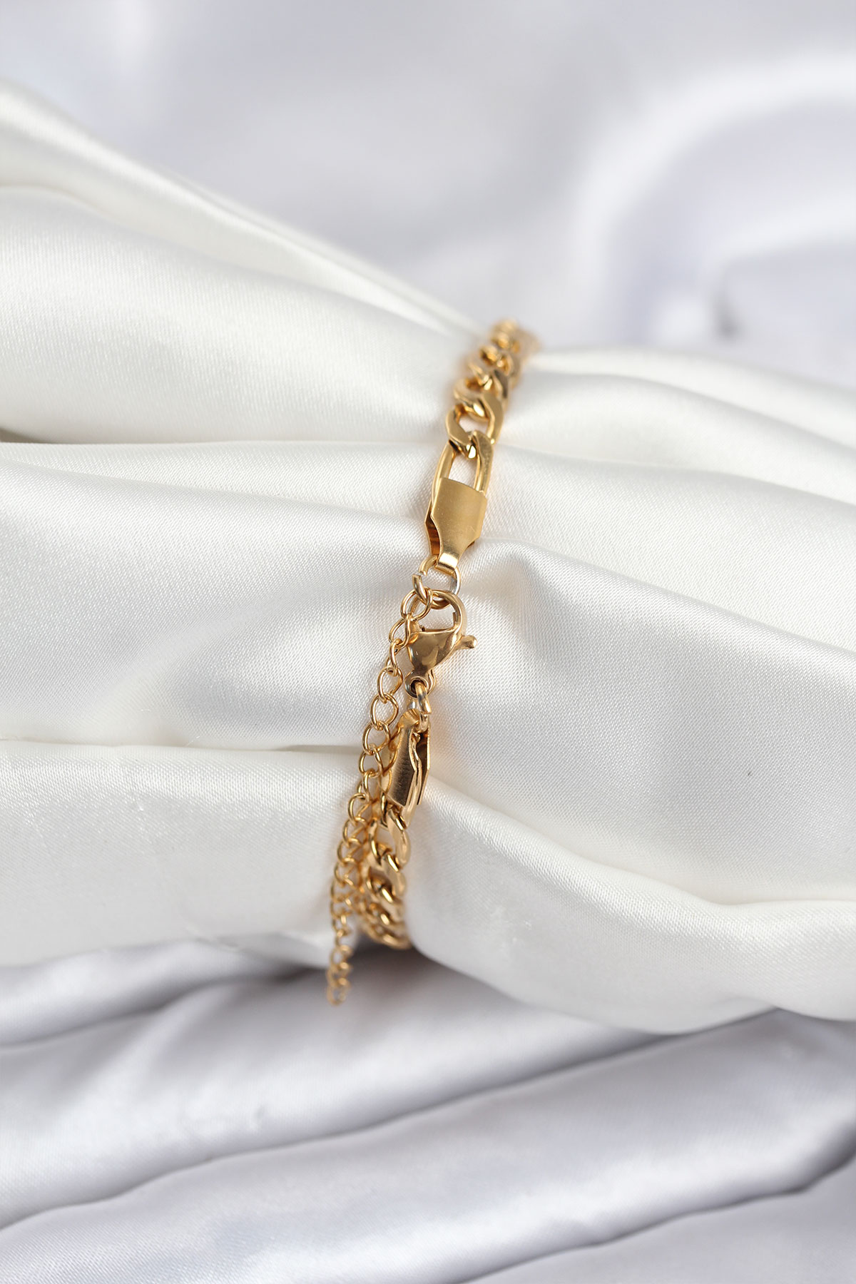 316L Çelik Gold Renk Yazı Yazmaya Uygun Kadın Bileklik - Lisinya