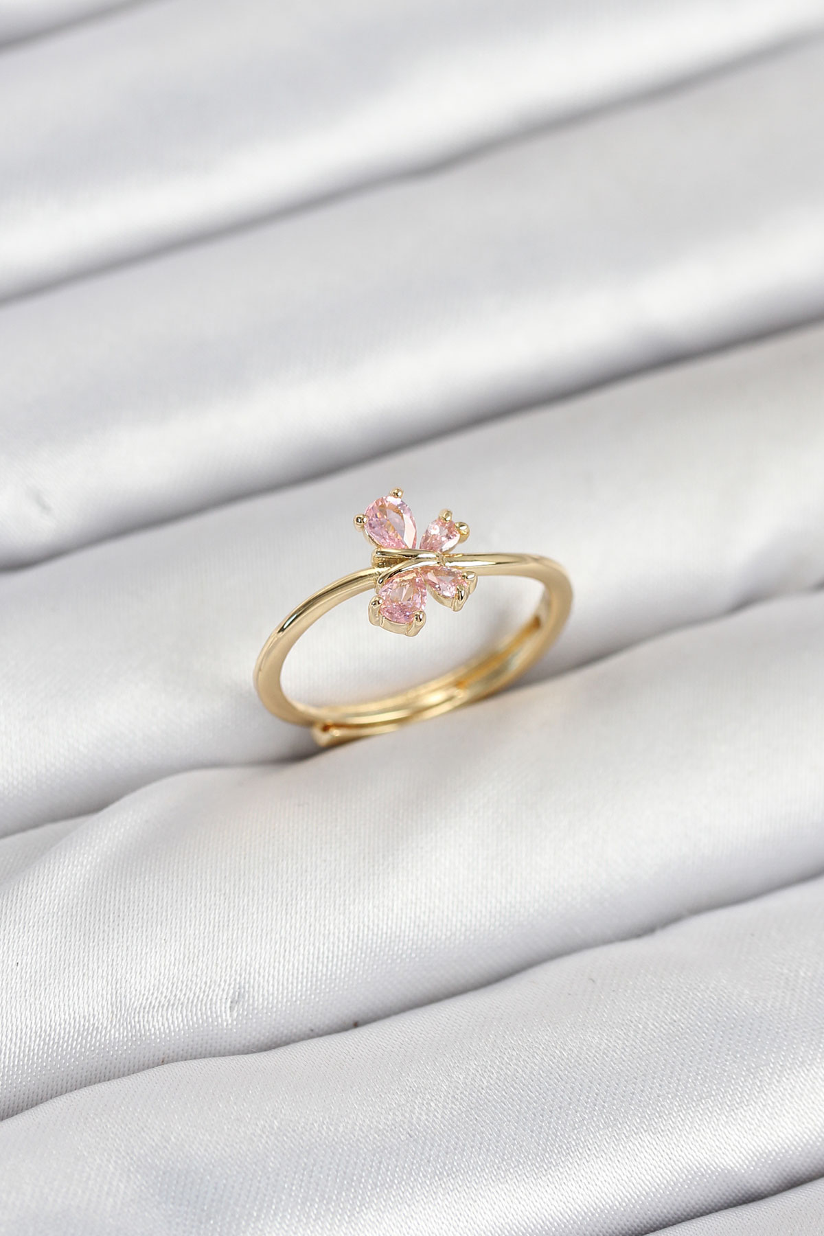 Pirinç Gold Renk Pembe Kelebek Kadın Yüzük - Lisinya Pirinç Gold Renk Pembe Kelebek Kadın Yüzük - Lisinya