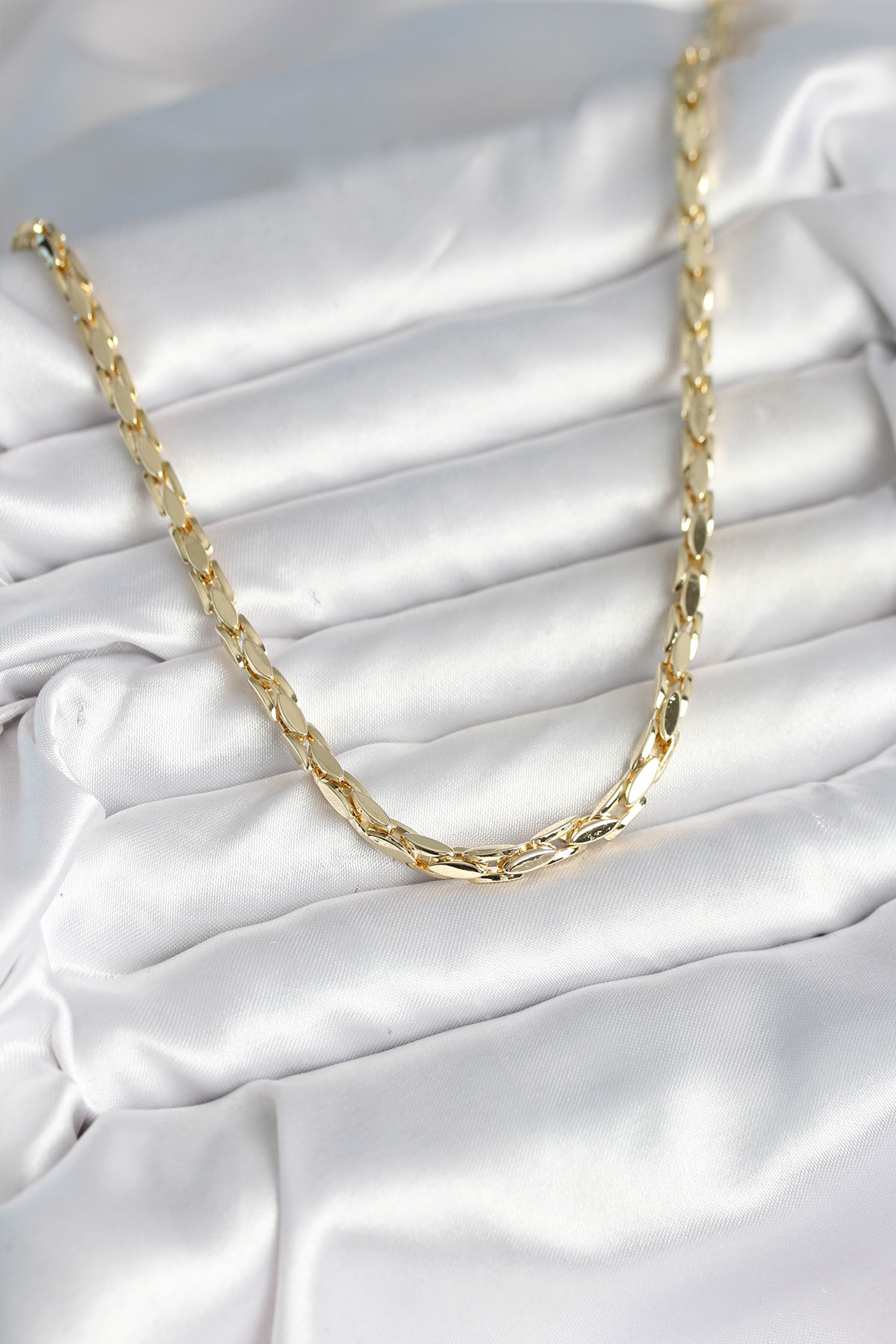 Pirinç Gold Renk 60 cm Zincir Kadın Kolye - Lisinya