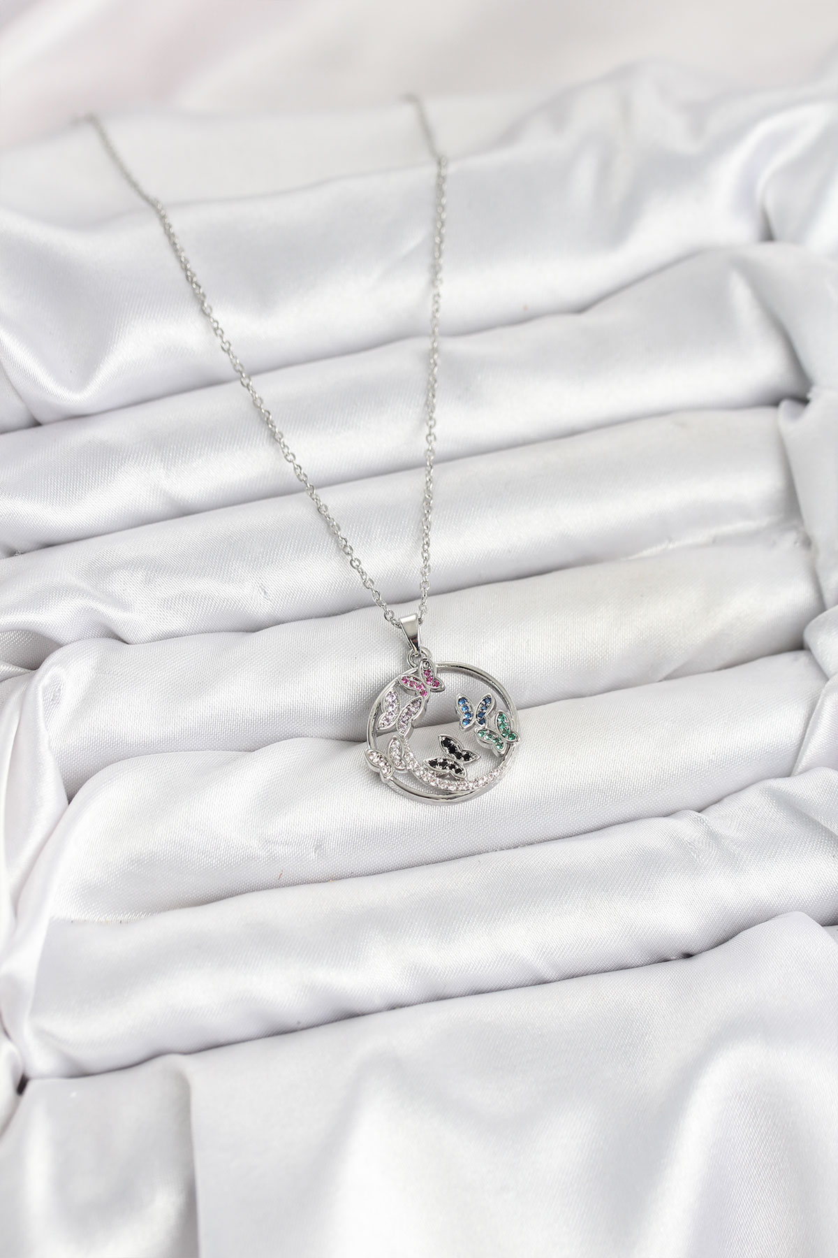 316L Çelik Zincir Gümüş Renk Zirkon Taşlı Kelebekli Kadın Kolye - Lisinya