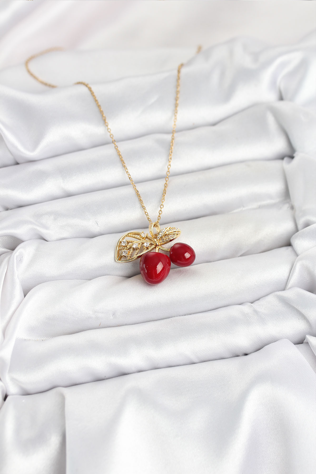 316L Çelik Zincir Yapraklı Kiraz Model Gold Renk Kadın Kolye - Lisinya 316L Çelik Zincir Yapraklı Kiraz Model Gold Renk Kadın Kolye - Lisinya