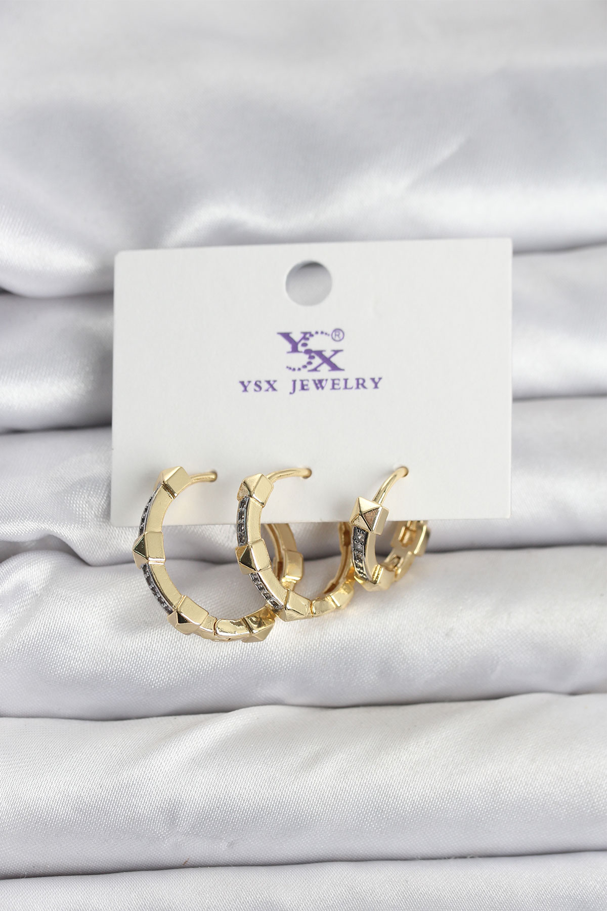 Gold Renk Zirkon Taşlı Kadın Küpe - Lisinya