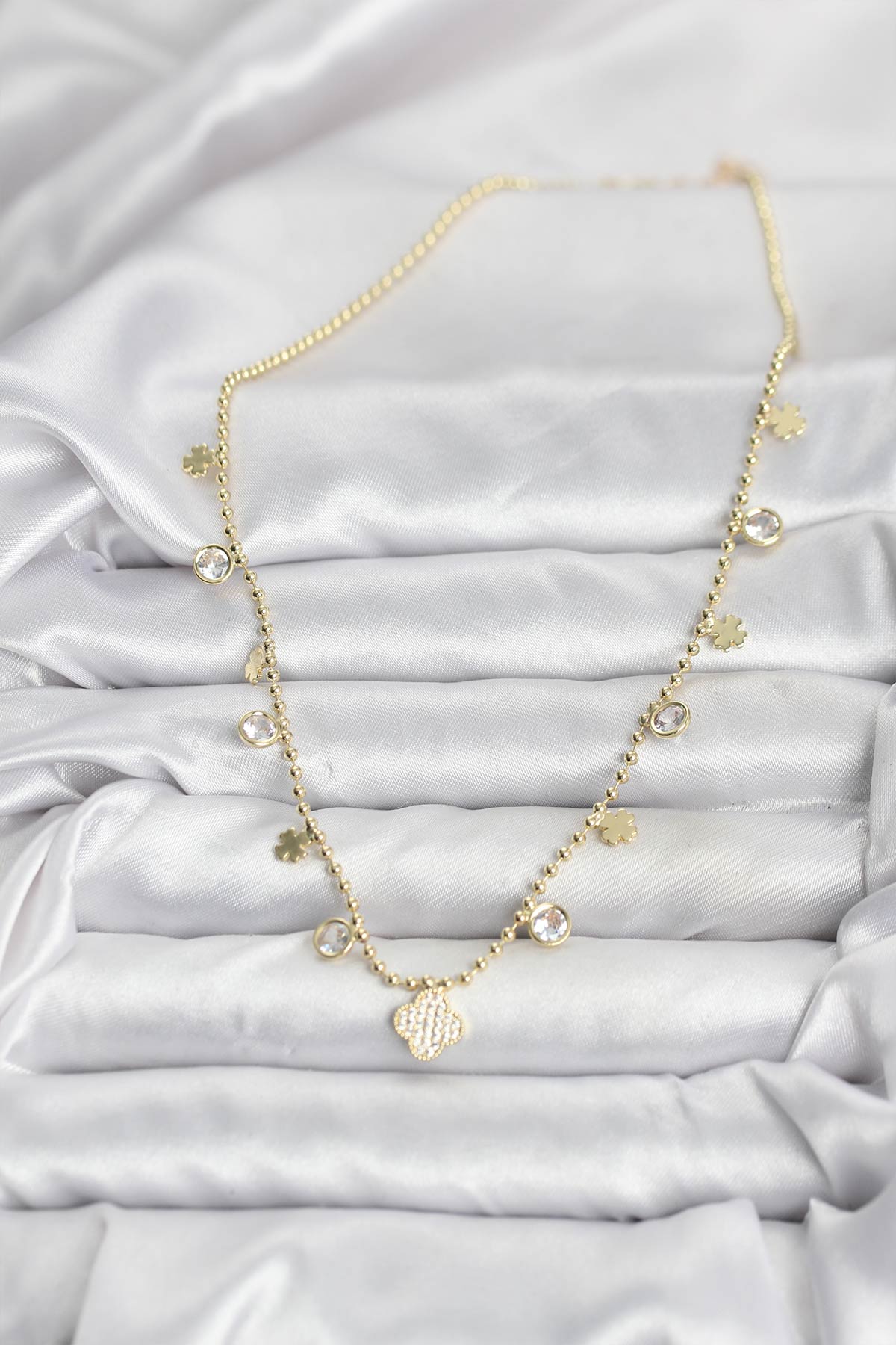 Pirinç Gold Renk Yonca Model Kadın Kolye - Lisinya Pirinç Gold Renk Yonca Model Kadın Kolye - Lisinya