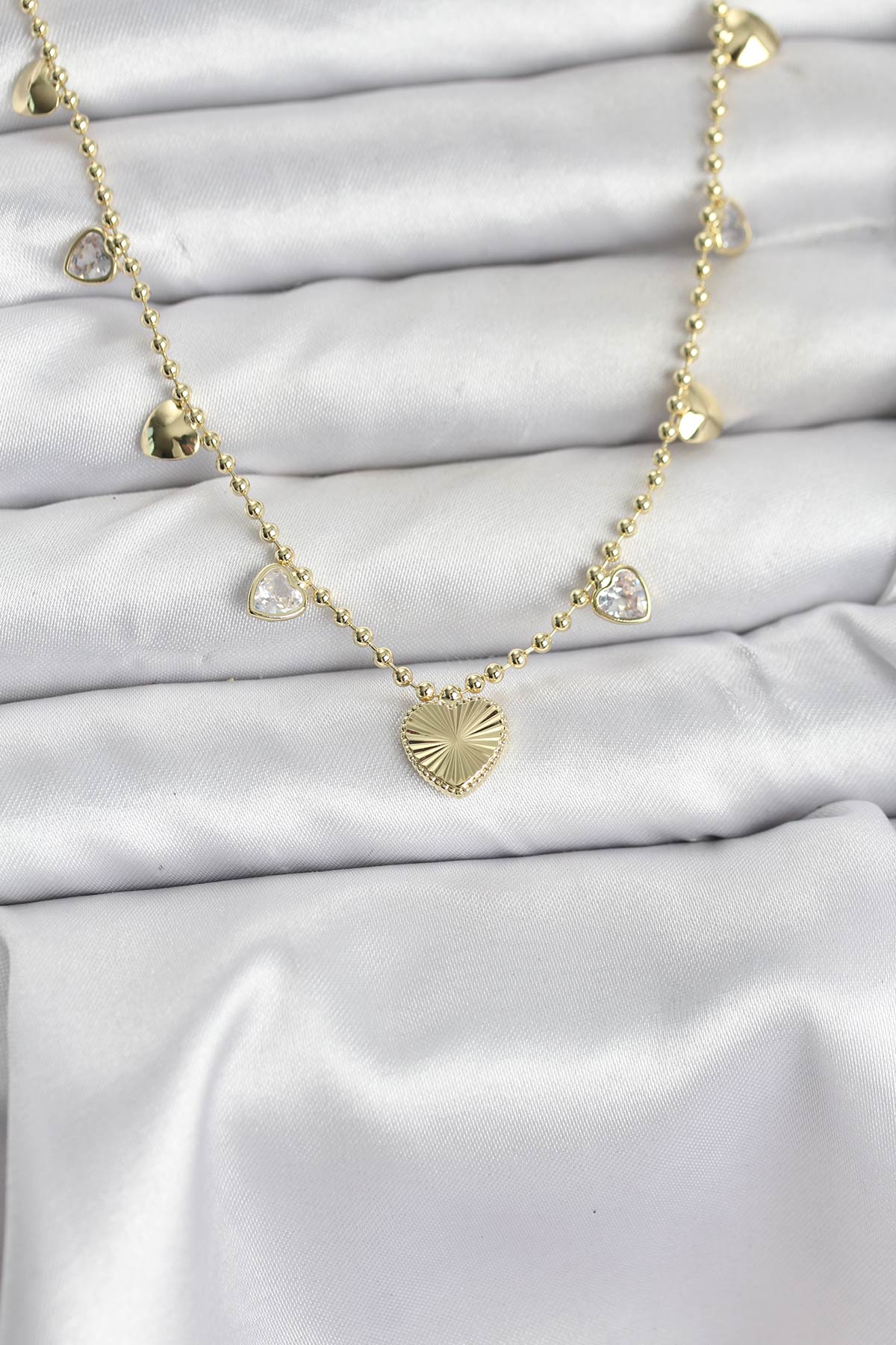 Pirinç Gold Renk Kalp Model Kadın Kolye - Lisinya