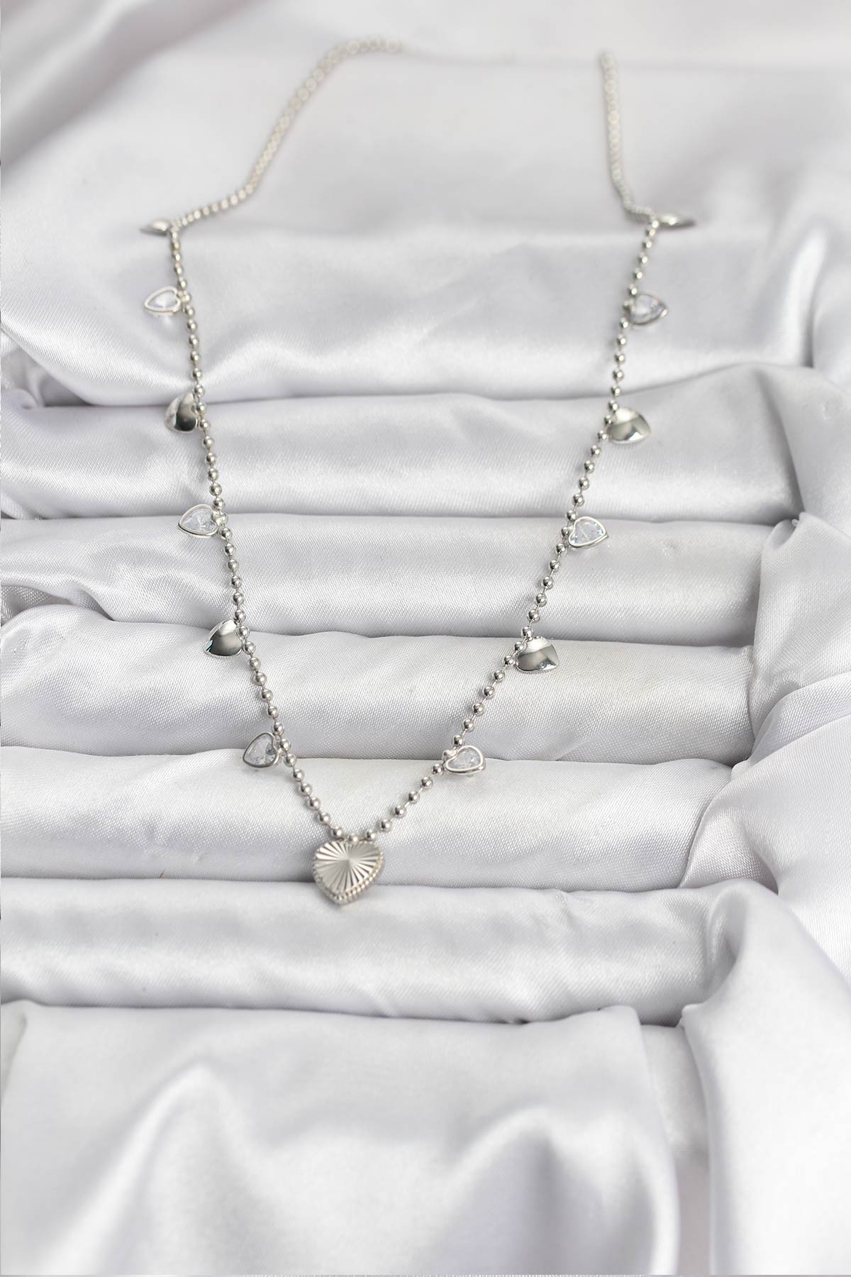 Pirinç Gümüş Renk Kalp Model Kadın Kolye - Lisinya