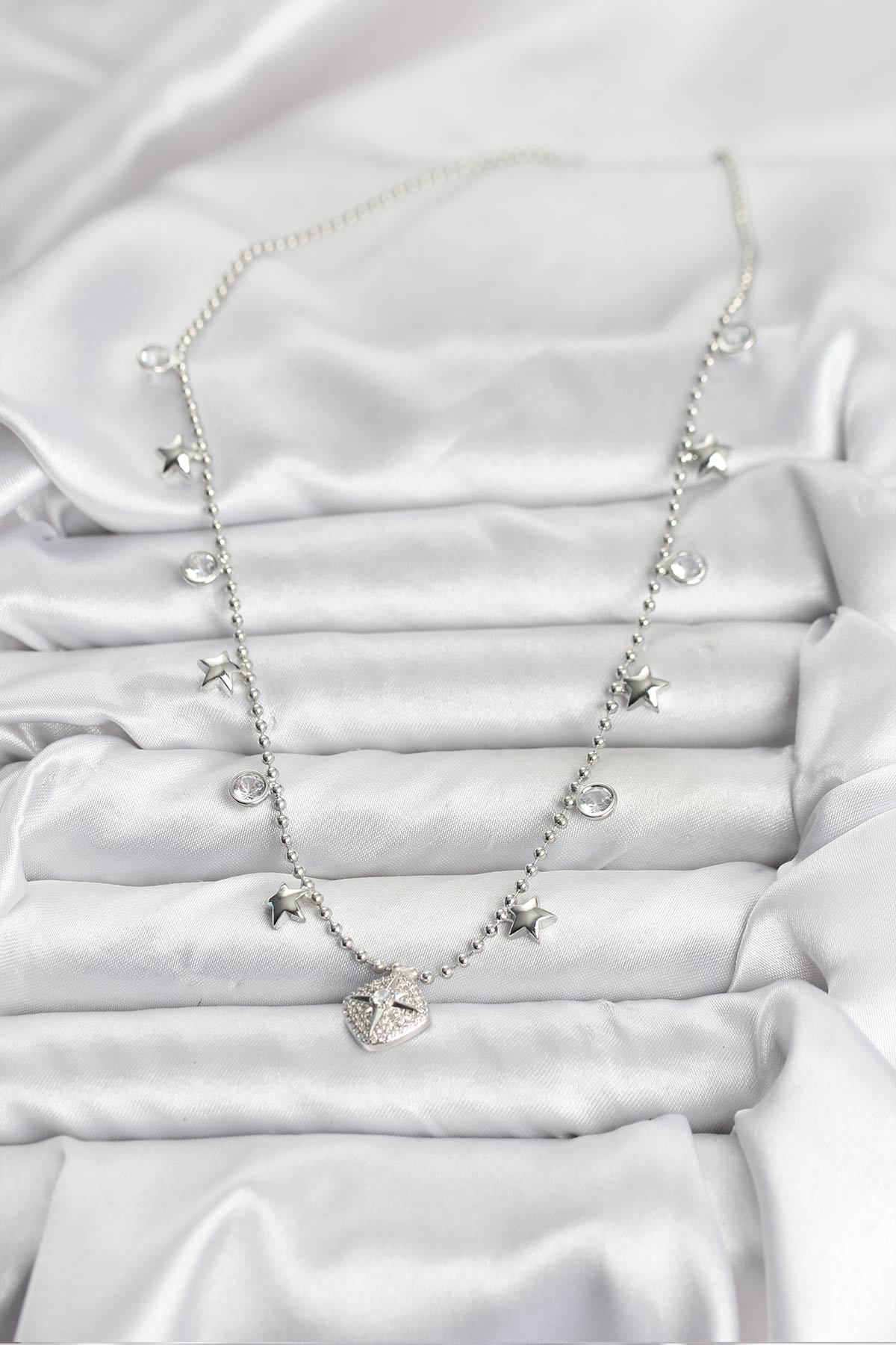 Pirinç Gümüş Renk Zirkon Taşlı Kutup Yıldızı Model Kadın Kolye - Lisinya