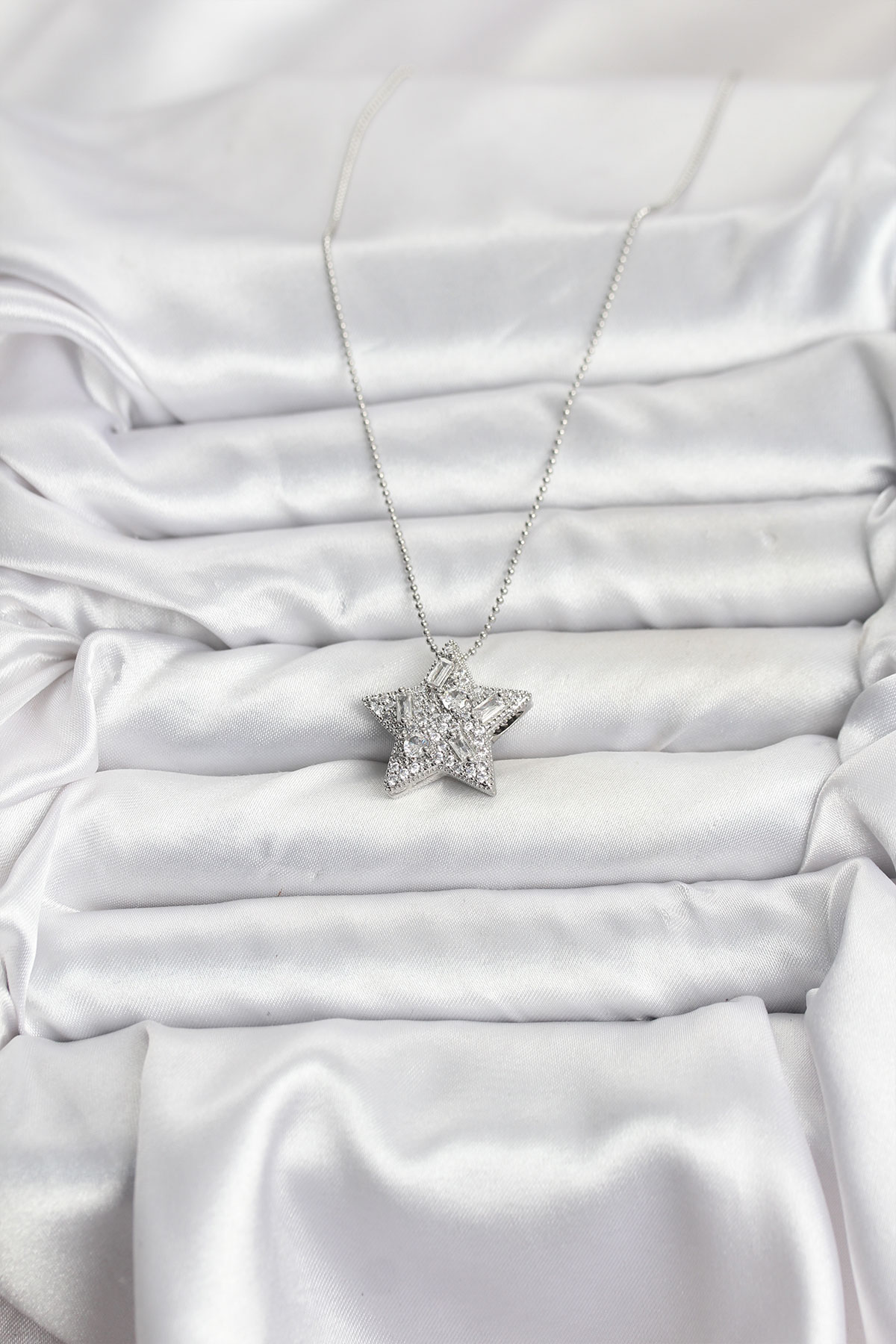 316L Çelik Zincir Gümüş Renk Zincirli Gümüş Yıldız Model Kadın Kolye - Lisinya