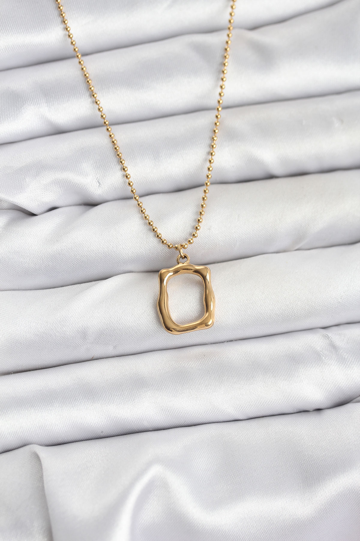 316L Çelik Zincir Gold Renk Model Kadın Kolye - Lisinya