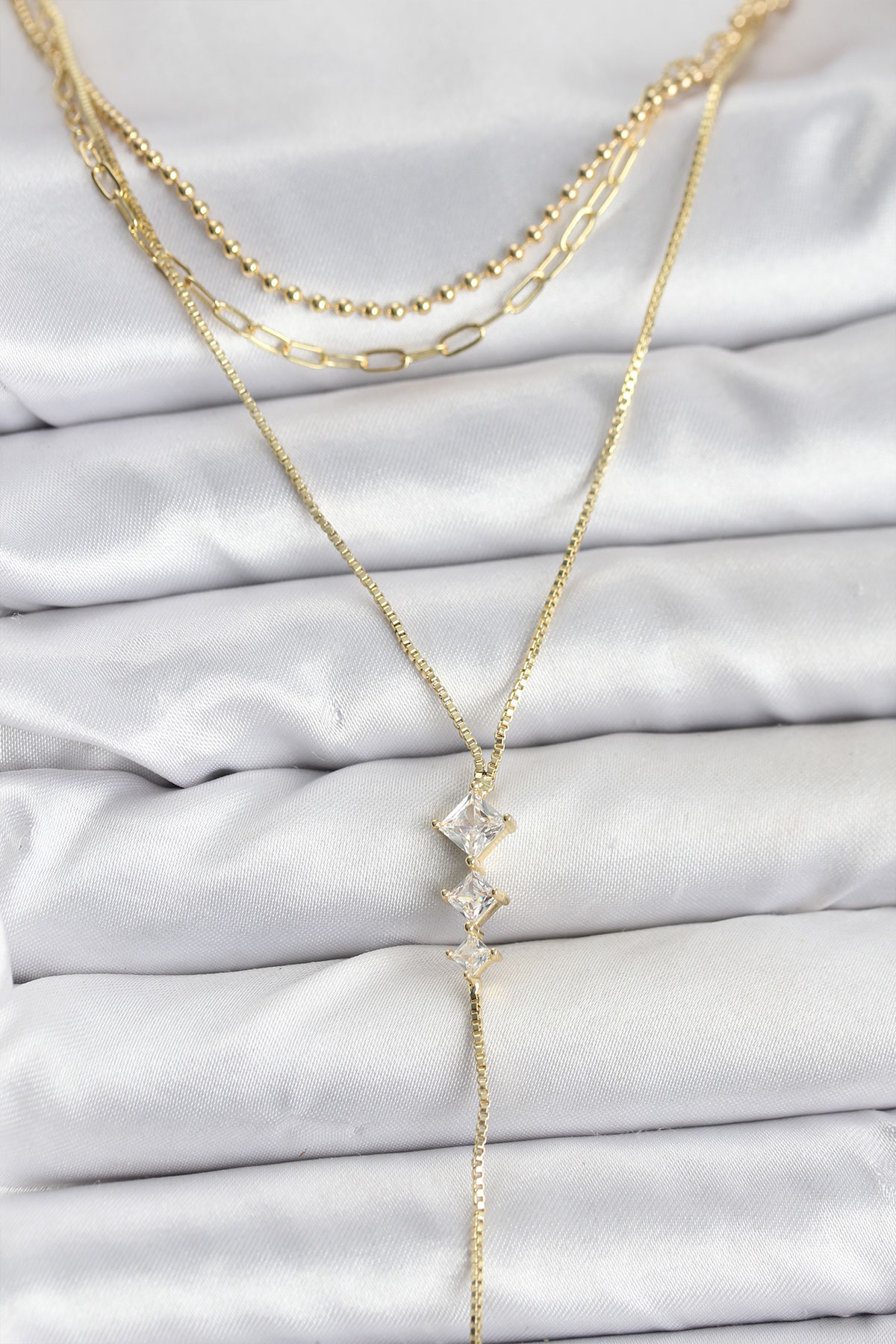 Pirinç Gold Renk Zirkon Taş Detaylı 3'lü Kombin Y Kadın Kolye - Lisinya Pirinç Gold Renk Zirkon Taş Detaylı 3'lü Kombin Y Kadın Kolye - Lisinya