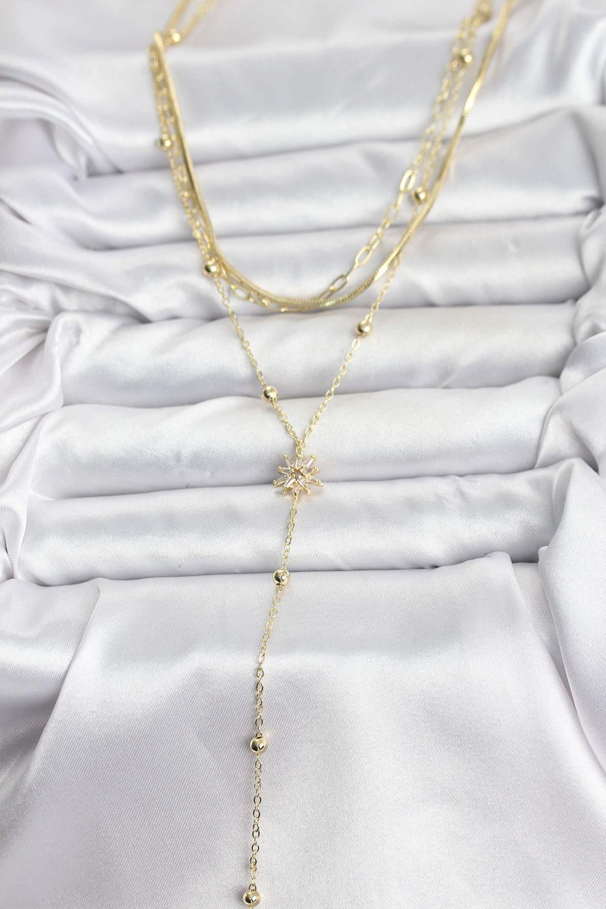 Pirinç Gold Renk Kutup Yıldızı Model Detaylı 3'lü Kombin Y Kadın Kolye - Lisinya