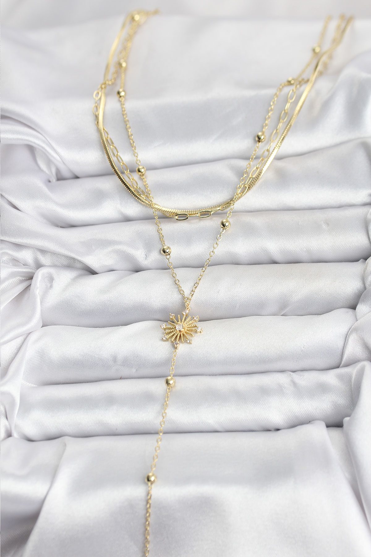 Pirinç Gold Renk Zirkon Taşlı Model Detaylı 3'lü Kombin Y Kadın Kolye - Lisinya