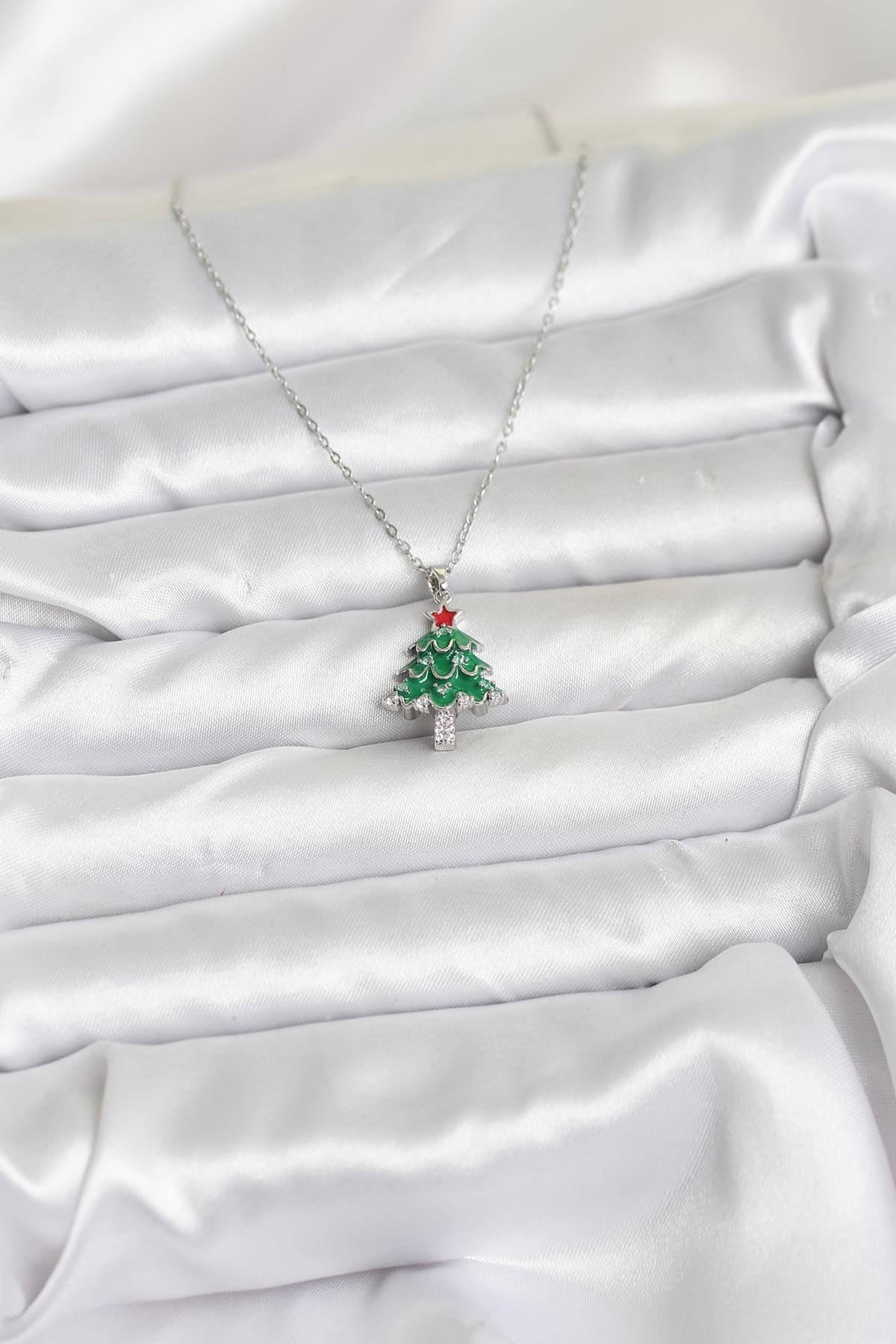 316L Çelik Zincir Gümüş Renk Çam Ağacı Model Yılbaşı Temalı Kadın Kolye - Lisinya 316L Çelik Zincir Gümüş Renk Çam Ağacı Model Yılbaşı Temalı Kadın Kolye - Lisinya