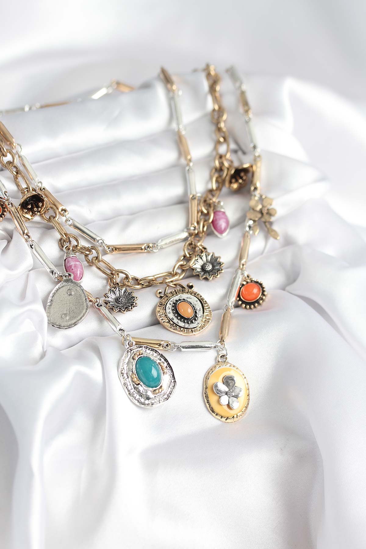 Pirinç Otantik Kolye Seti - Lisinya